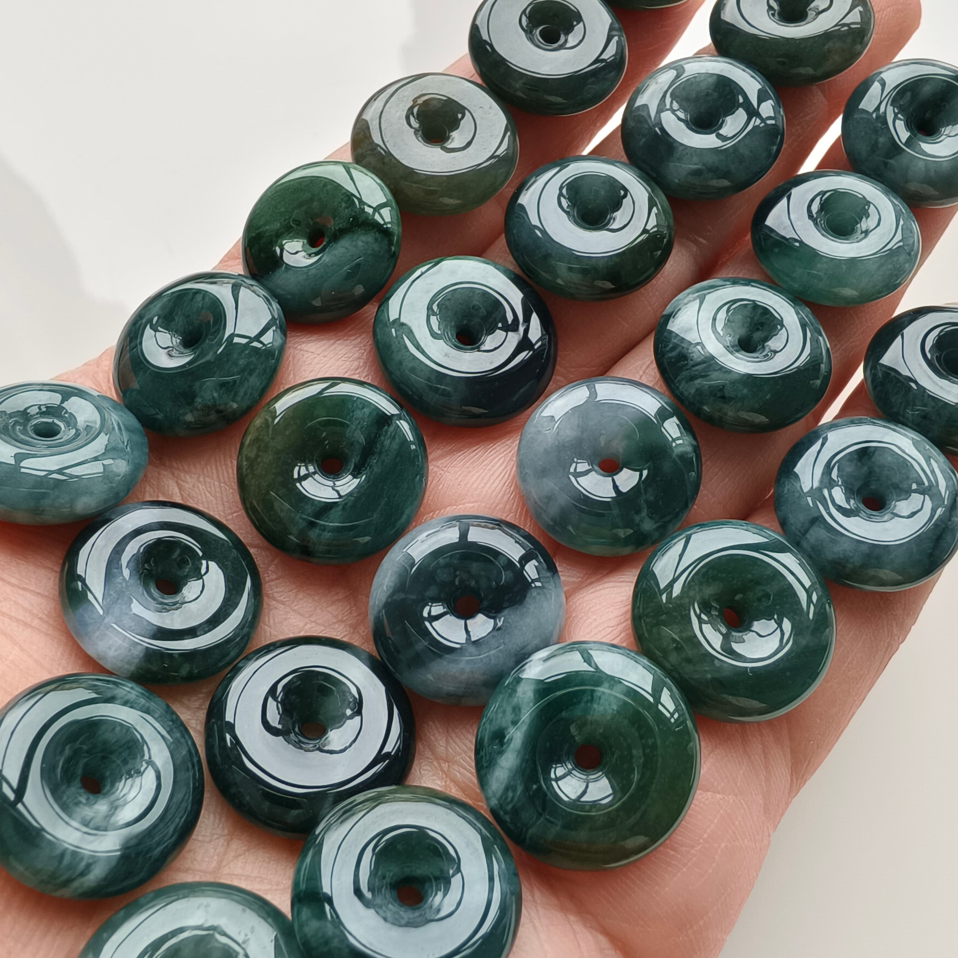 DDP 5pcs 16mm Natural Type A Blue Guatemalan Jadeite Safety Buckle Beads