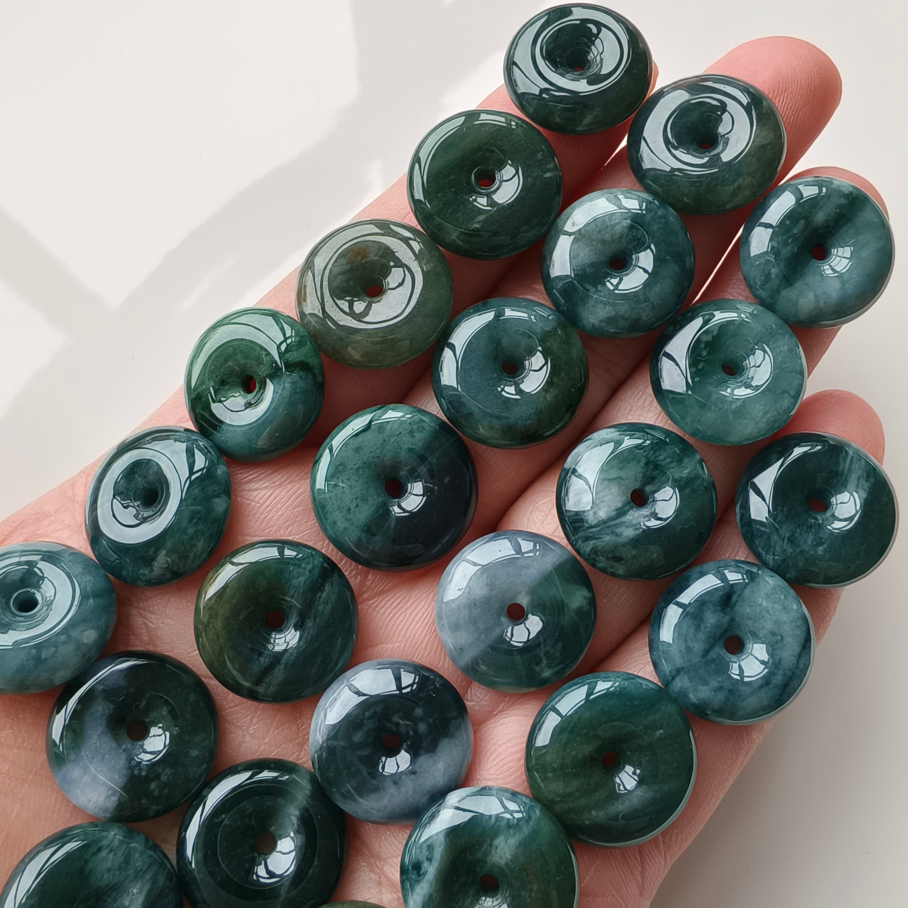 DDP 5pcs 16mm Natural Type A Blue Guatemalan Jadeite Safety Buckle Beads