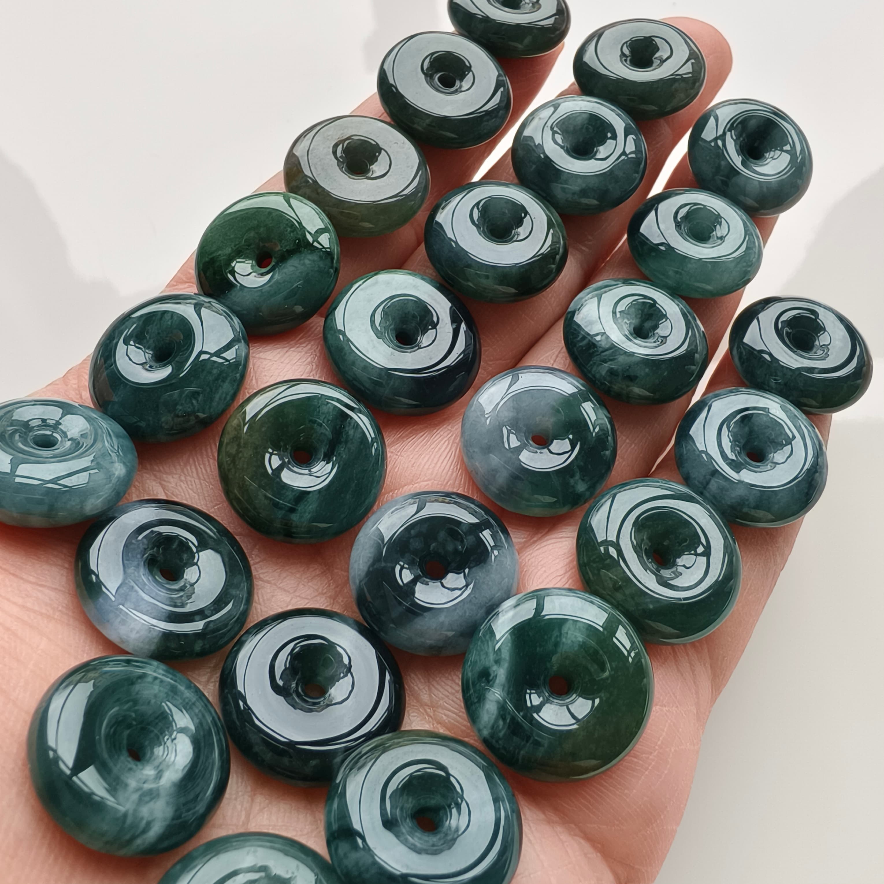 DDP 5pcs 16mm Natural Type A Blue Guatemalan Jadeite Safety Buckle Beads