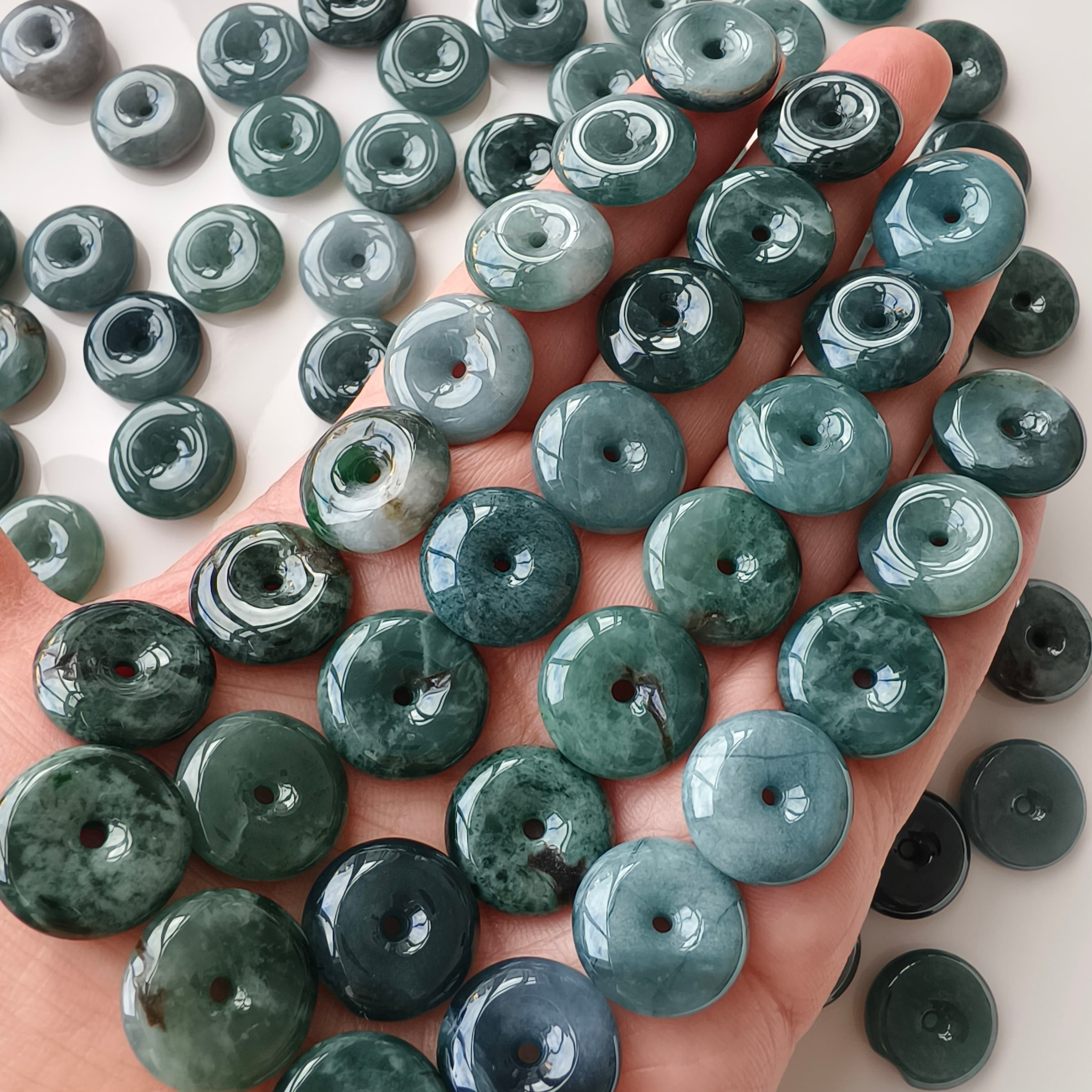 DDP 10pcs 16-16.5mm Natural Type A Blue Guatemalan Jadeite Safety Buckle Beads