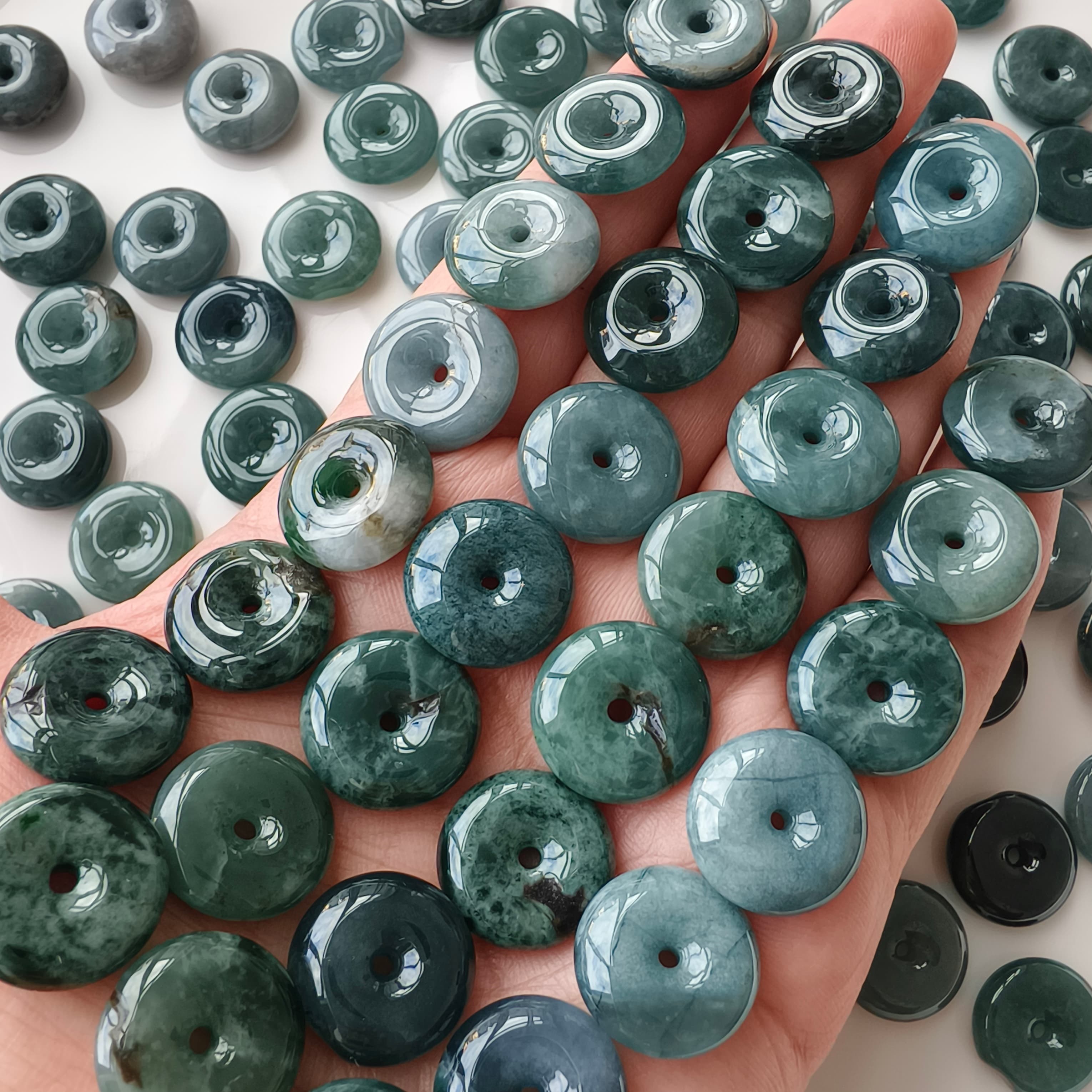 DDP 10pcs 16-16.5mm Natural Type A Blue Guatemalan Jadeite Safety Buckle Beads