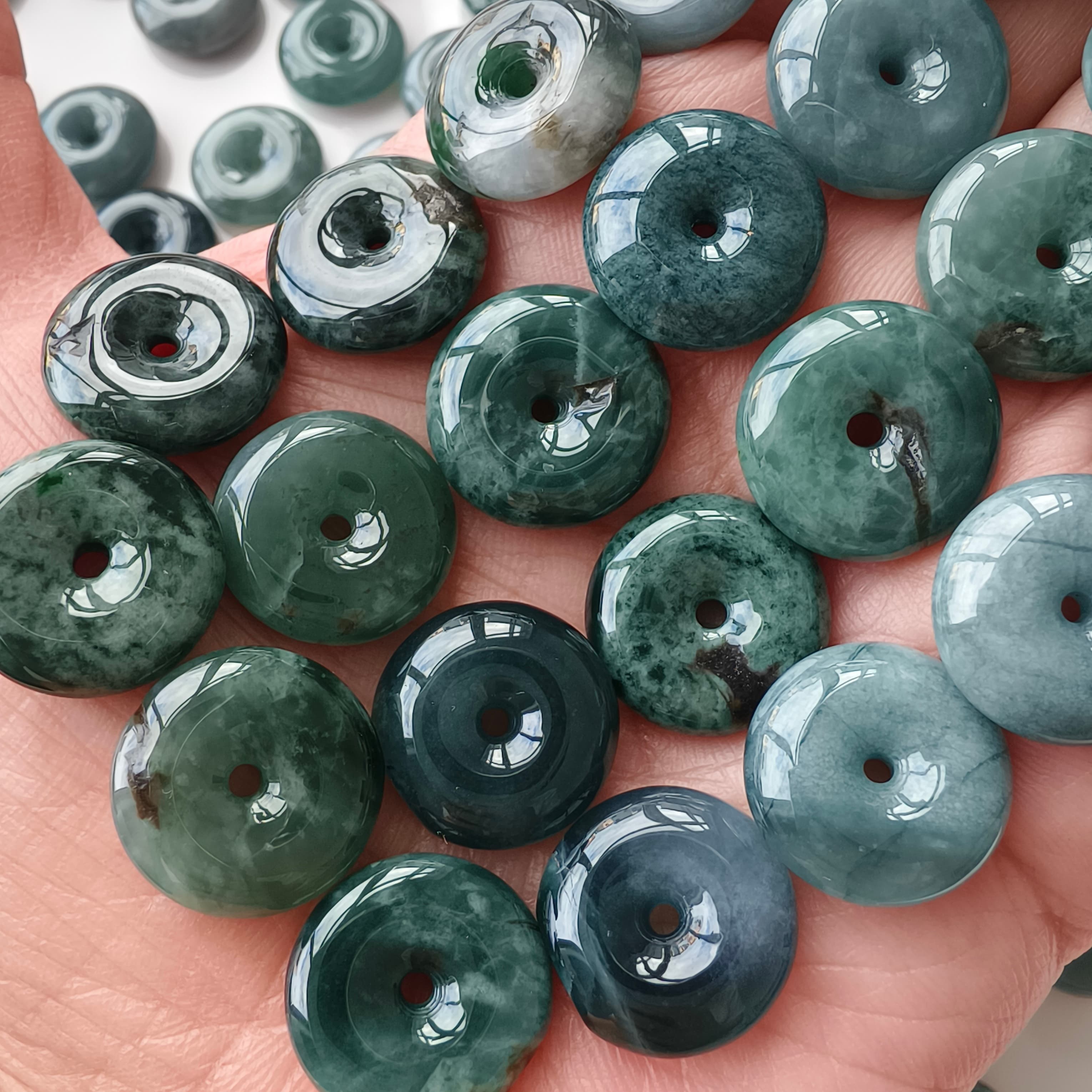 DDP 10pcs 16-16.5mm Natural Type A Blue Guatemalan Jadeite Safety Buckle Beads