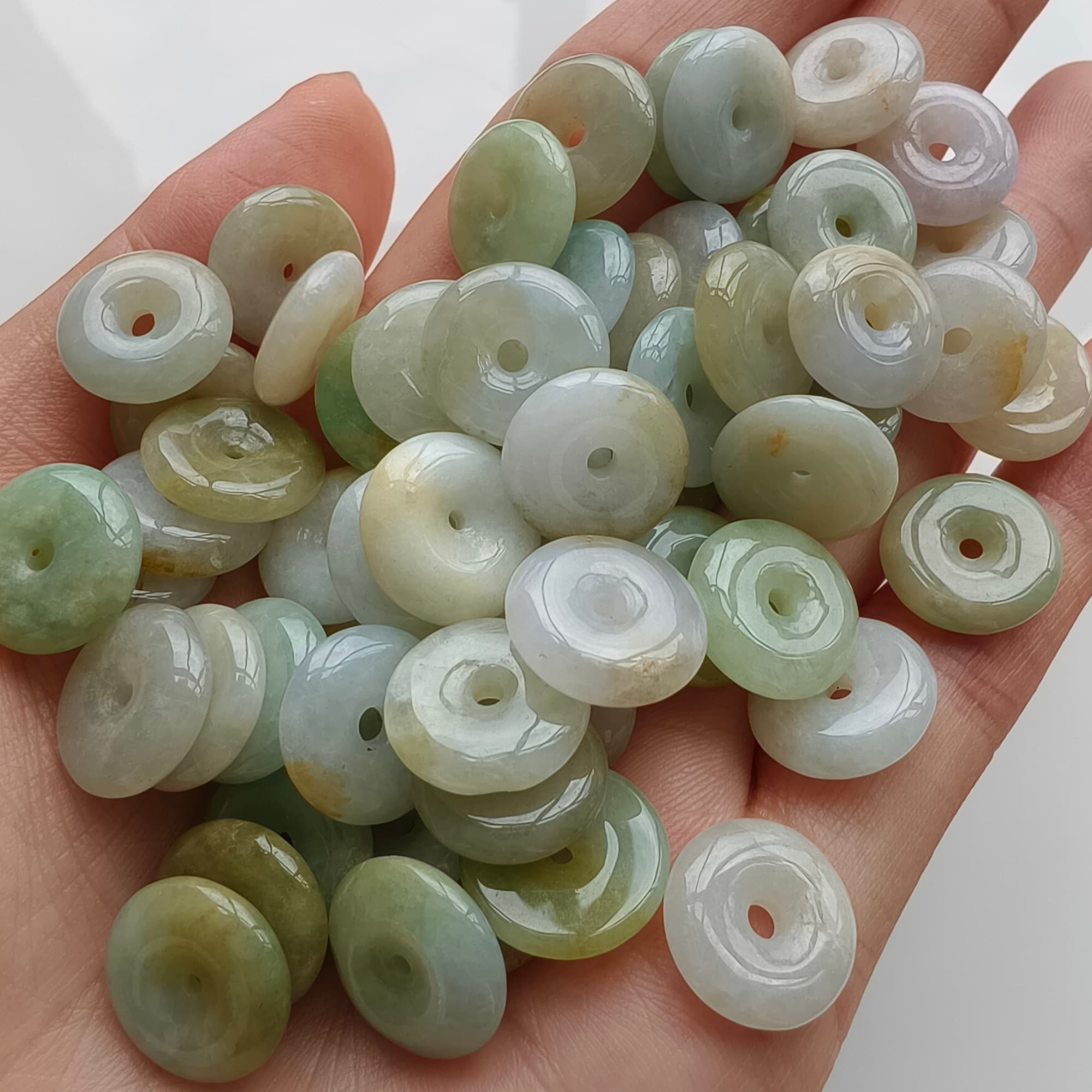 DDP 10pcs 12.5-13mm Natural Certificated Icy Multi Color Burmese Jadeite Safety Buckle Beads