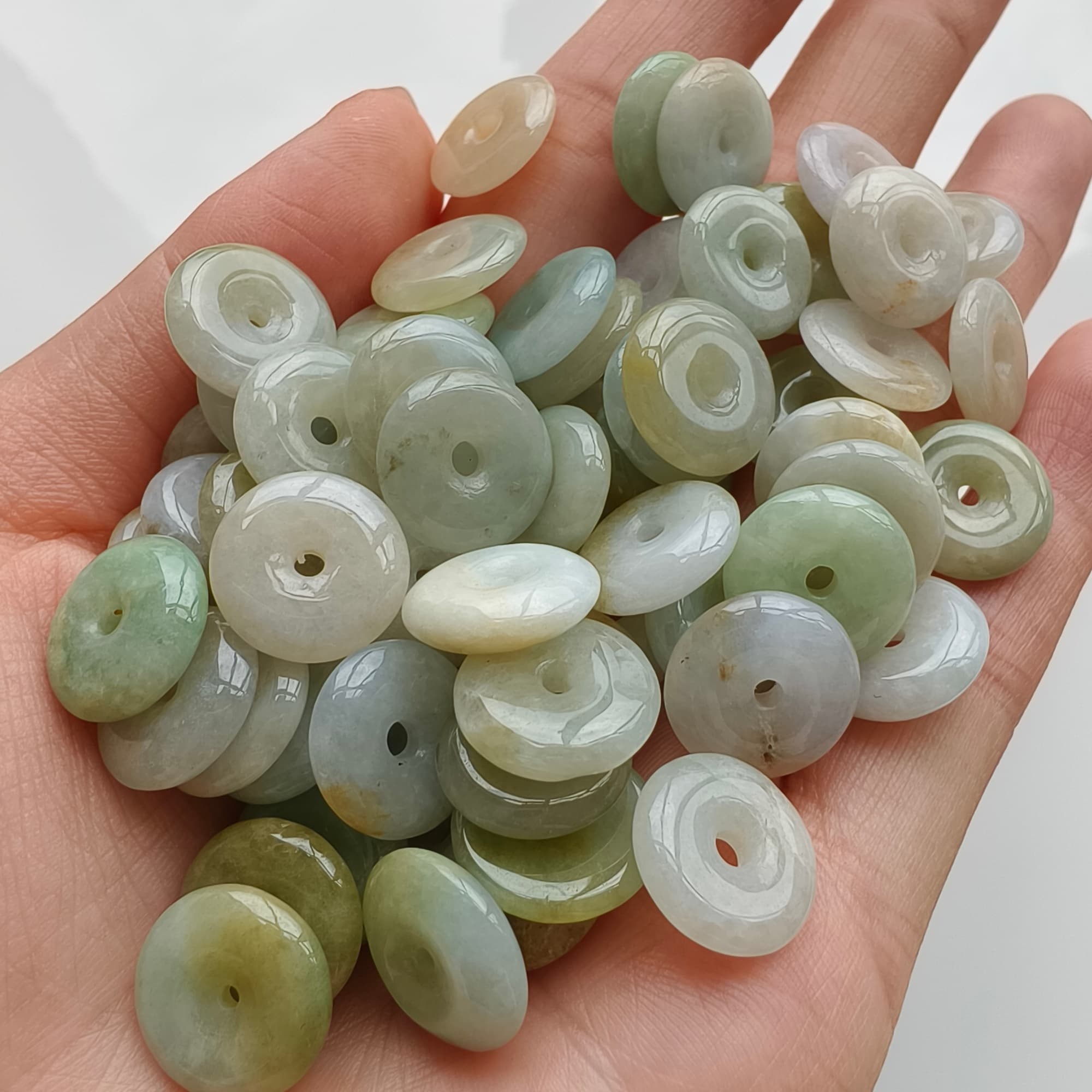 DDP 10pcs 12.5-13mm Natural Certificated Icy Multi Color Burmese Jadeite Safety Buckle Beads