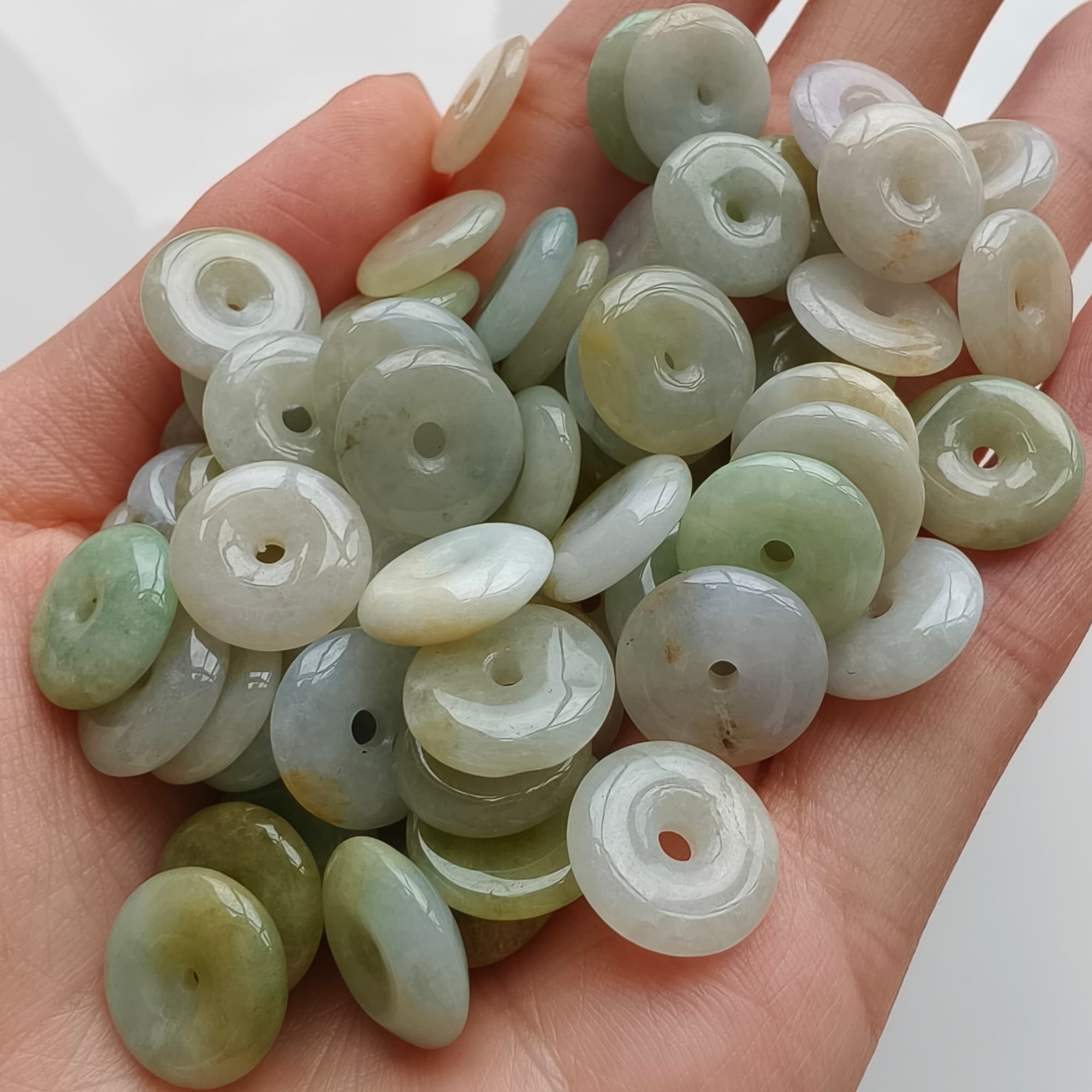 DDP 10pcs 12.5-13mm Natural Certificated Icy Multi Color Burmese Jadeite Safety Buckle Beads