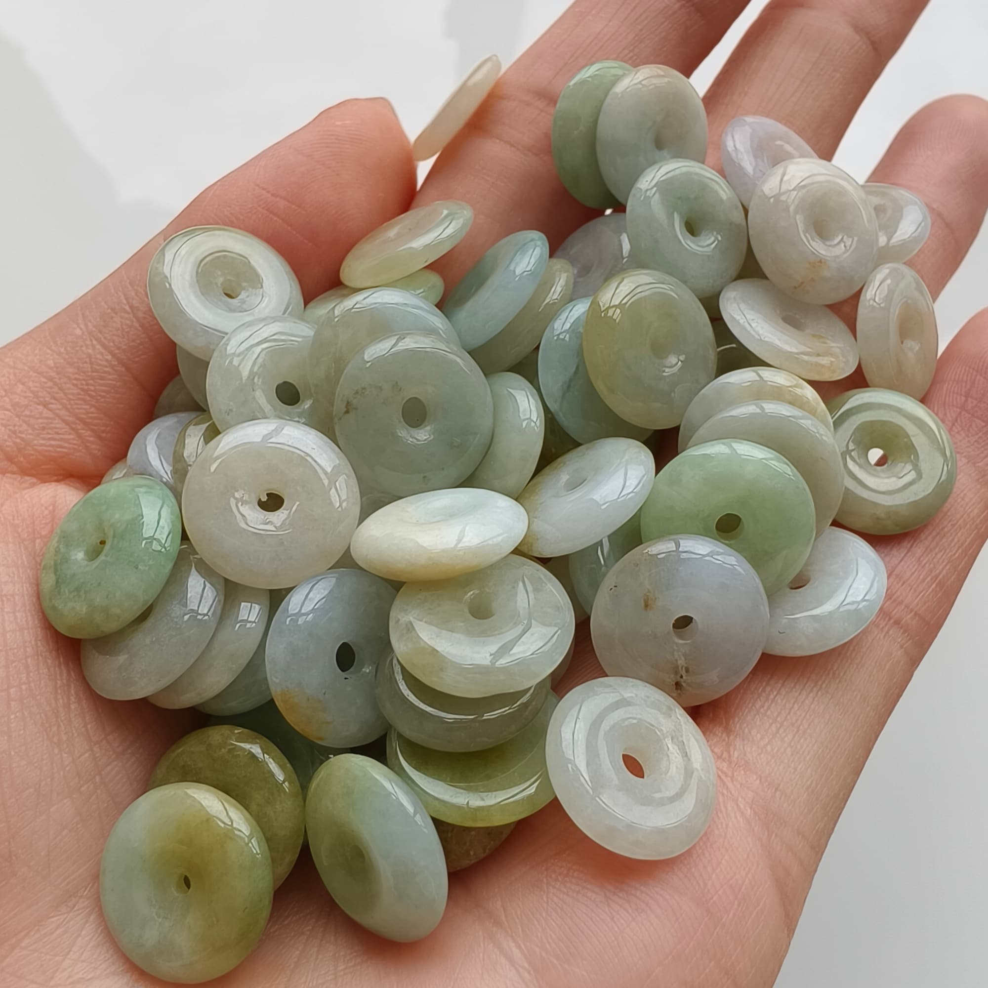 DDP 10pcs 12.5-13mm Natural Certificated Icy Multi Color Burmese Jadeite Safety Buckle Beads