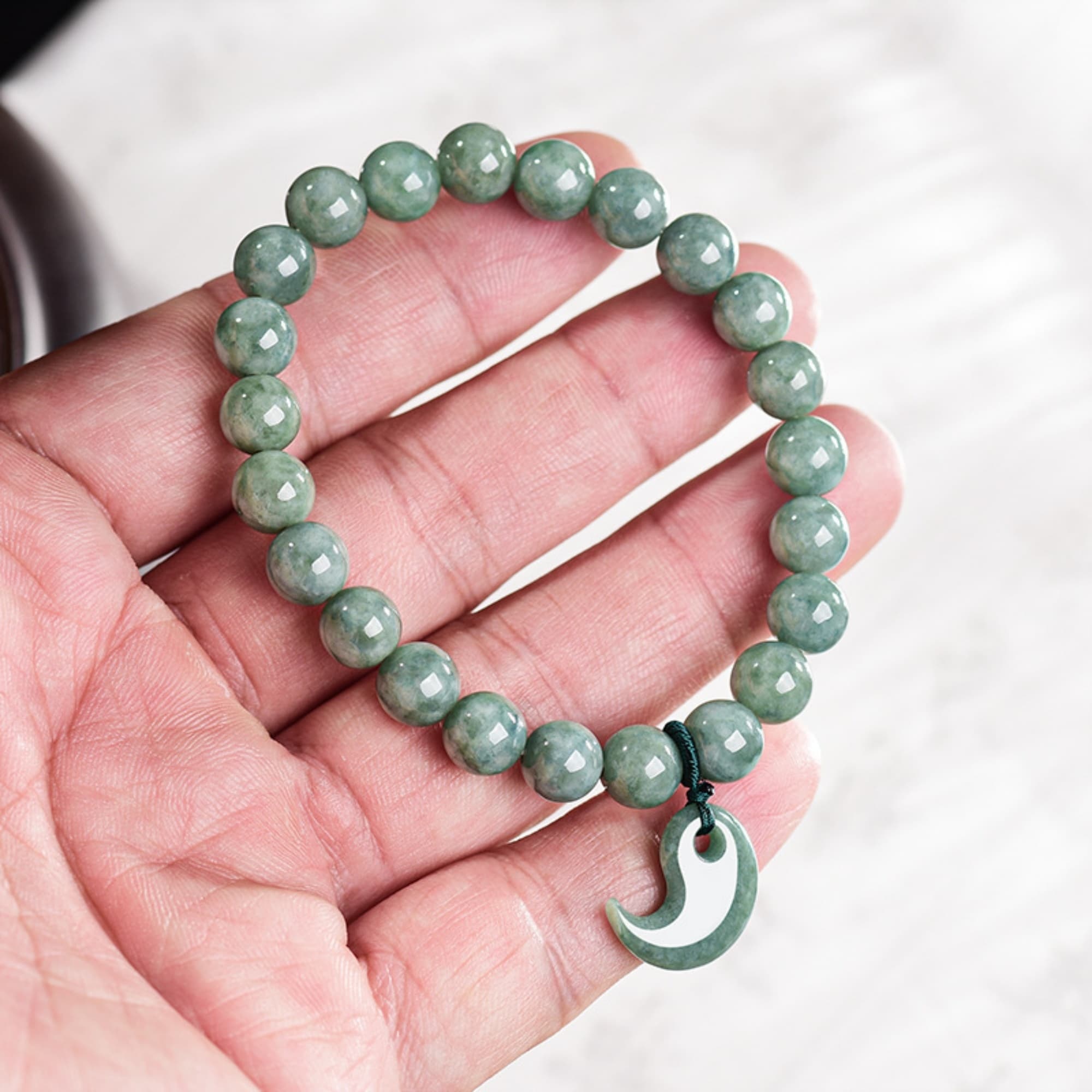 DDP 14-16cm Natural Certificated Type A Bean Green Burmese Jadeite Round Beads Magatama Bracelet