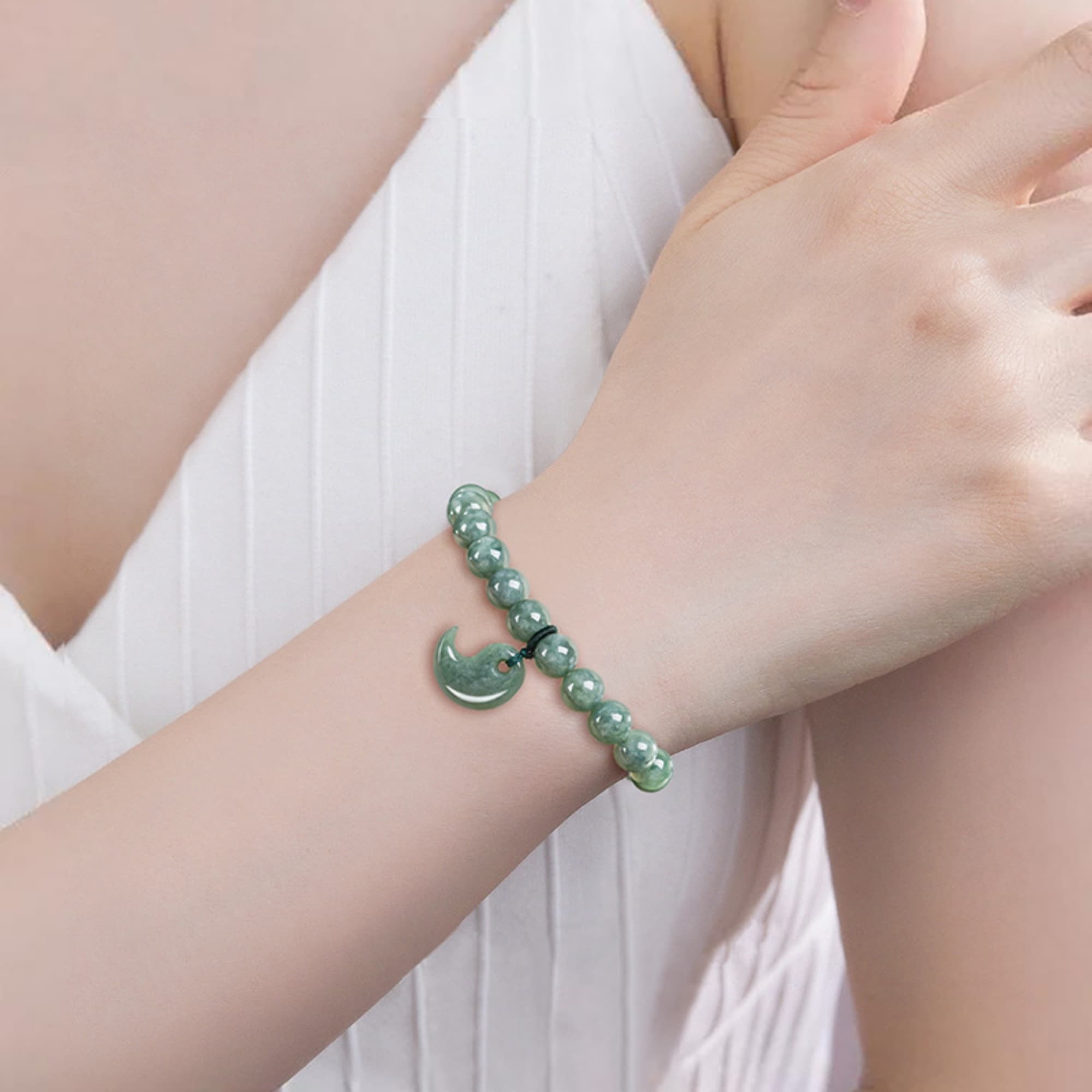 DDP 14-16cm Natural Certificated Type A Bean Green Burmese Jadeite Round Beads Magatama Bracelet