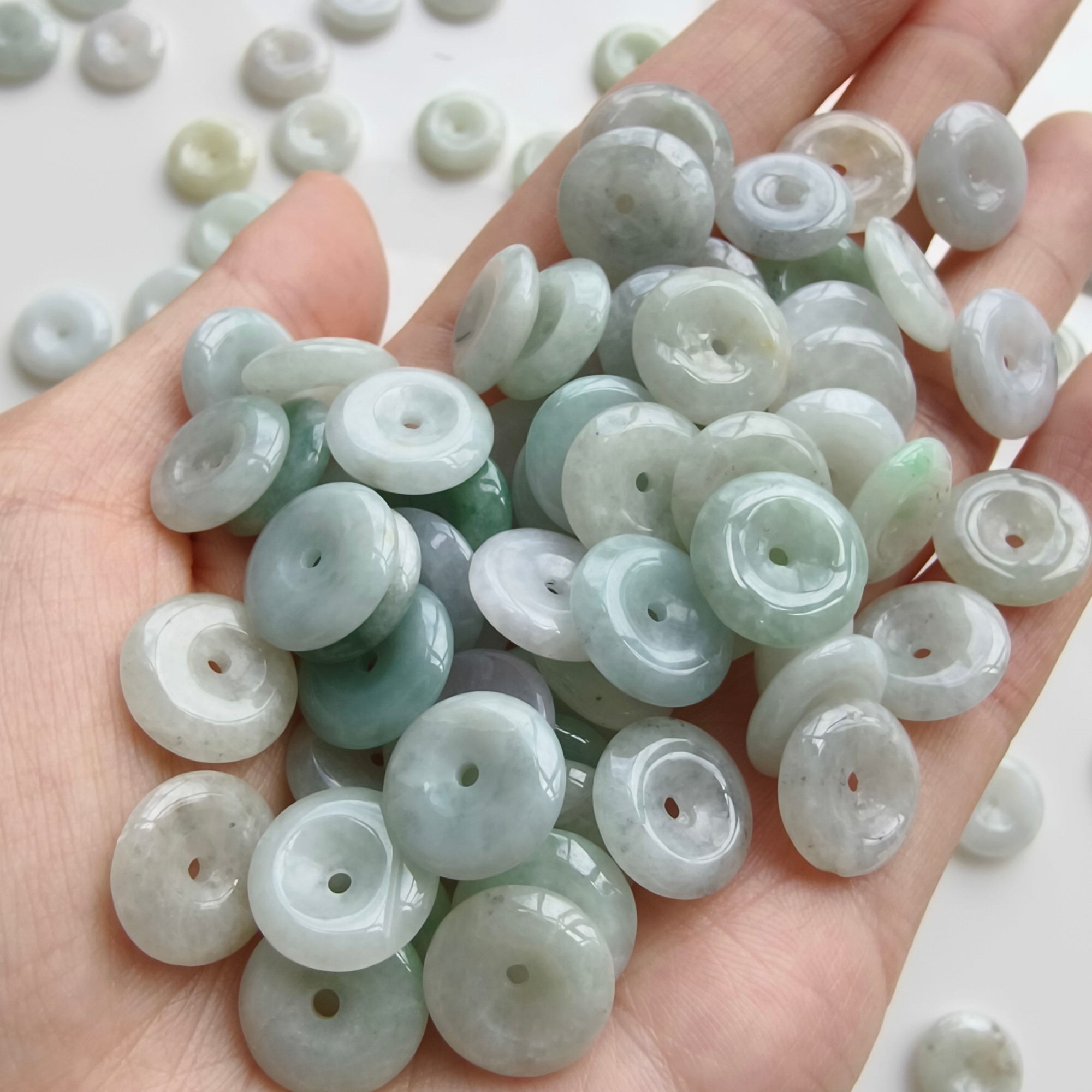 DDP 20pcs 12.5mm Natural Type A Untreated Icy Green White Burmese Jadeite Safety Buckle Beads