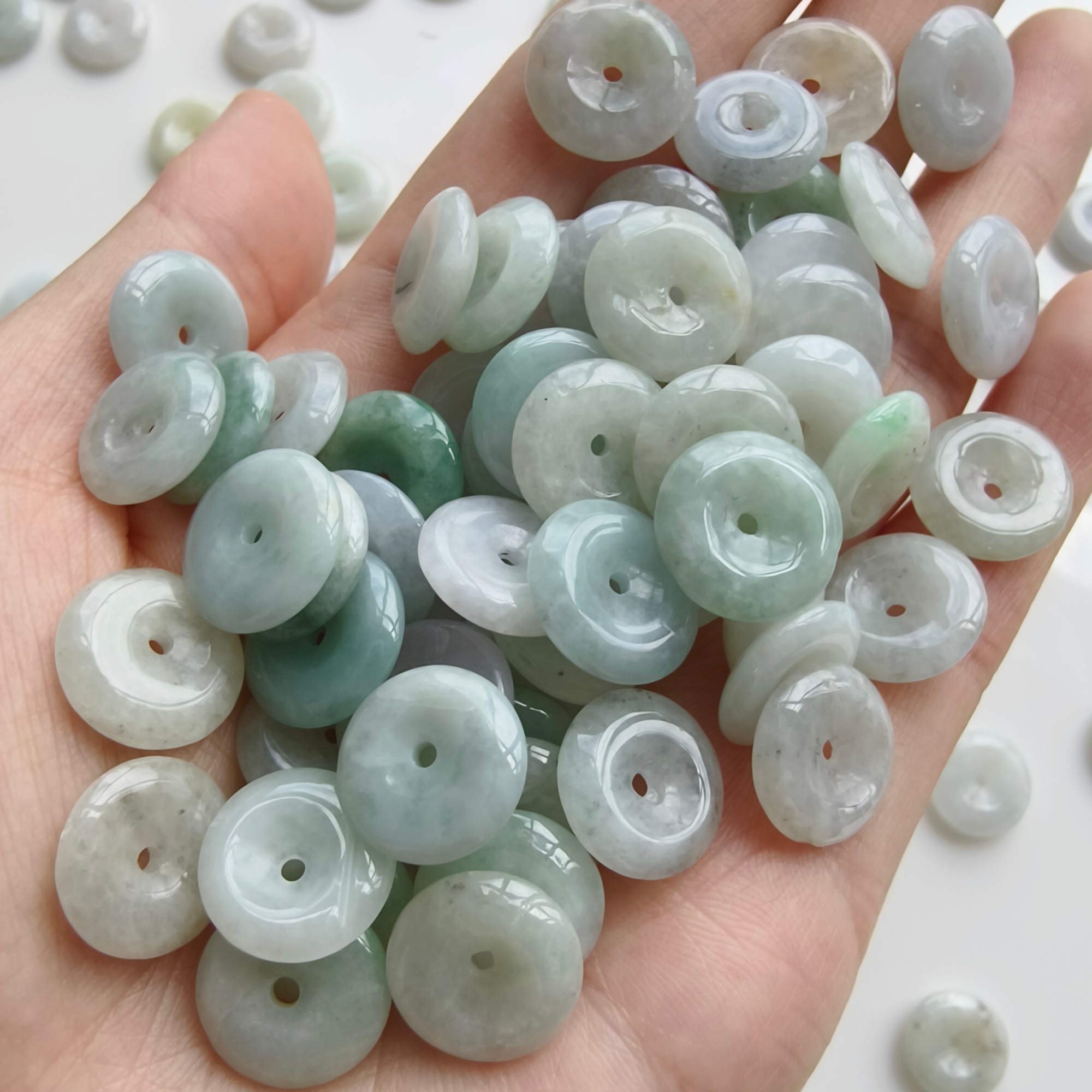 DDP 20pcs 12.5mm Natural Type A Untreated Icy Green White Burmese Jadeite Safety Buckle Beads