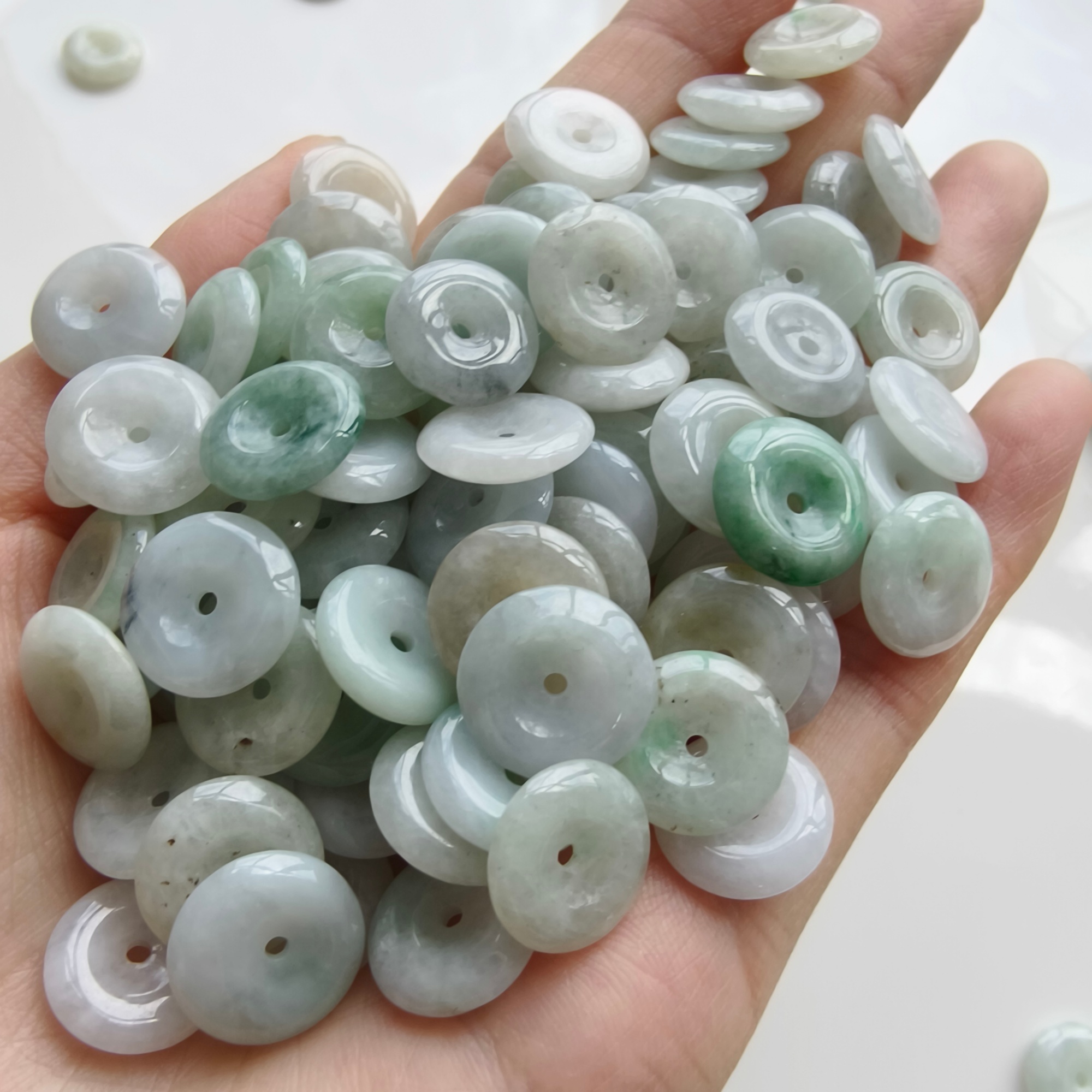 DDP 20pcs 12.5mm Natural Type A Untreated Icy Green White Burmese Jadeite Safety Buckle Beads