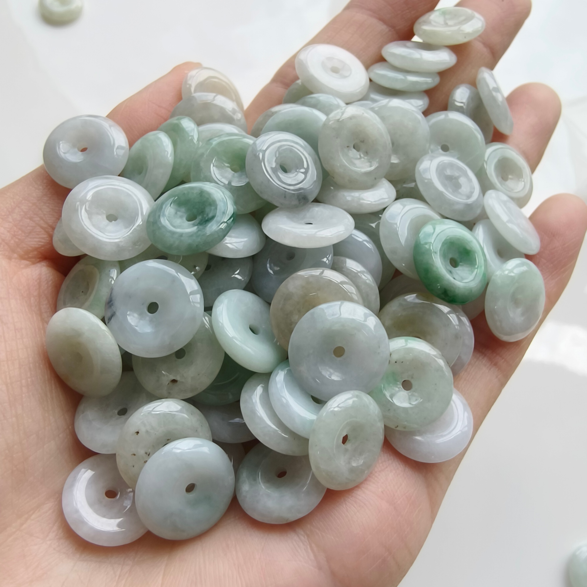 DDP 20pcs 12.5mm Natural Type A Untreated Icy Green White Burmese Jadeite Safety Buckle Beads