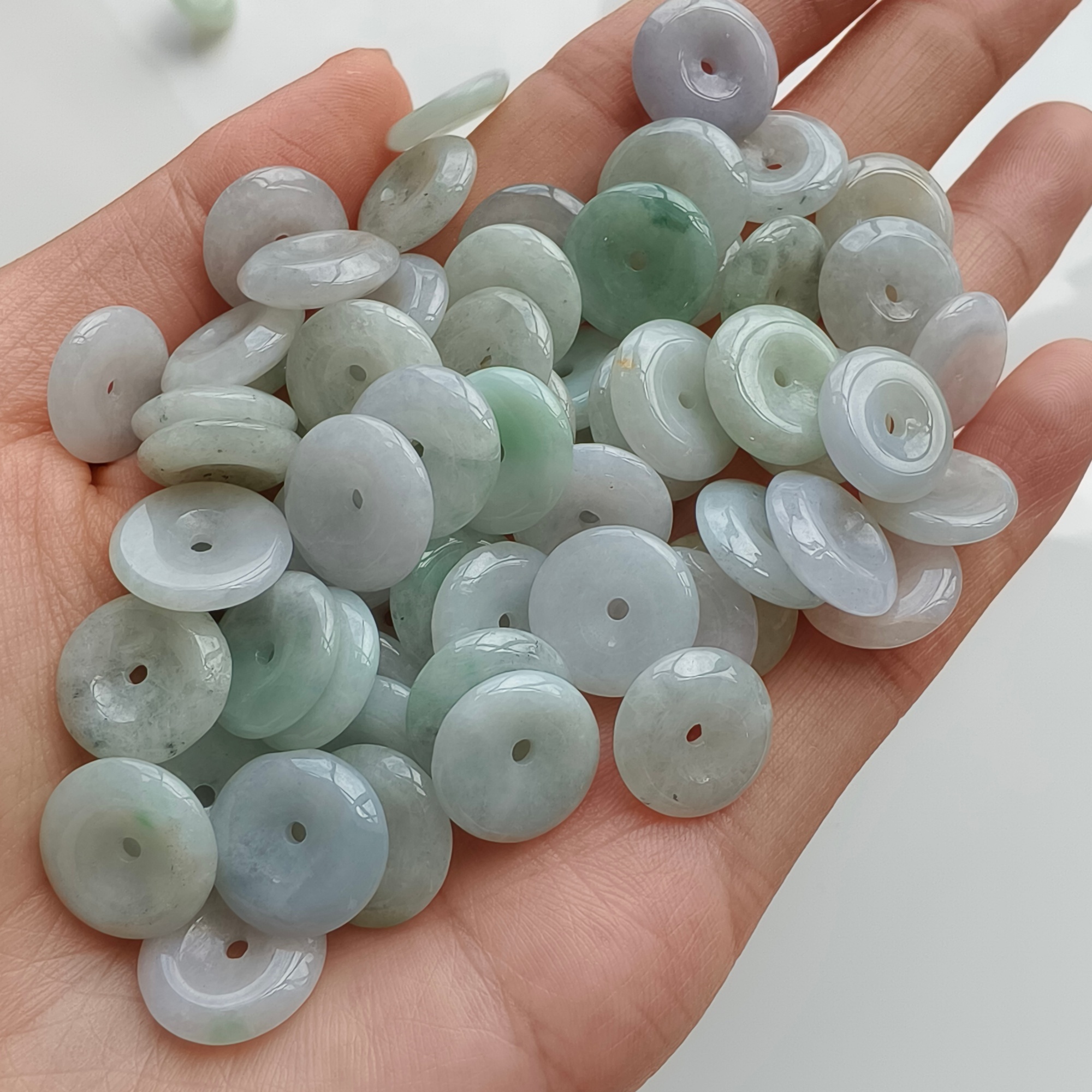 DDP 20pcs 12.5mm Natural Type A Untreated Icy Green White Burmese Jadeite Safety Buckle Beads
