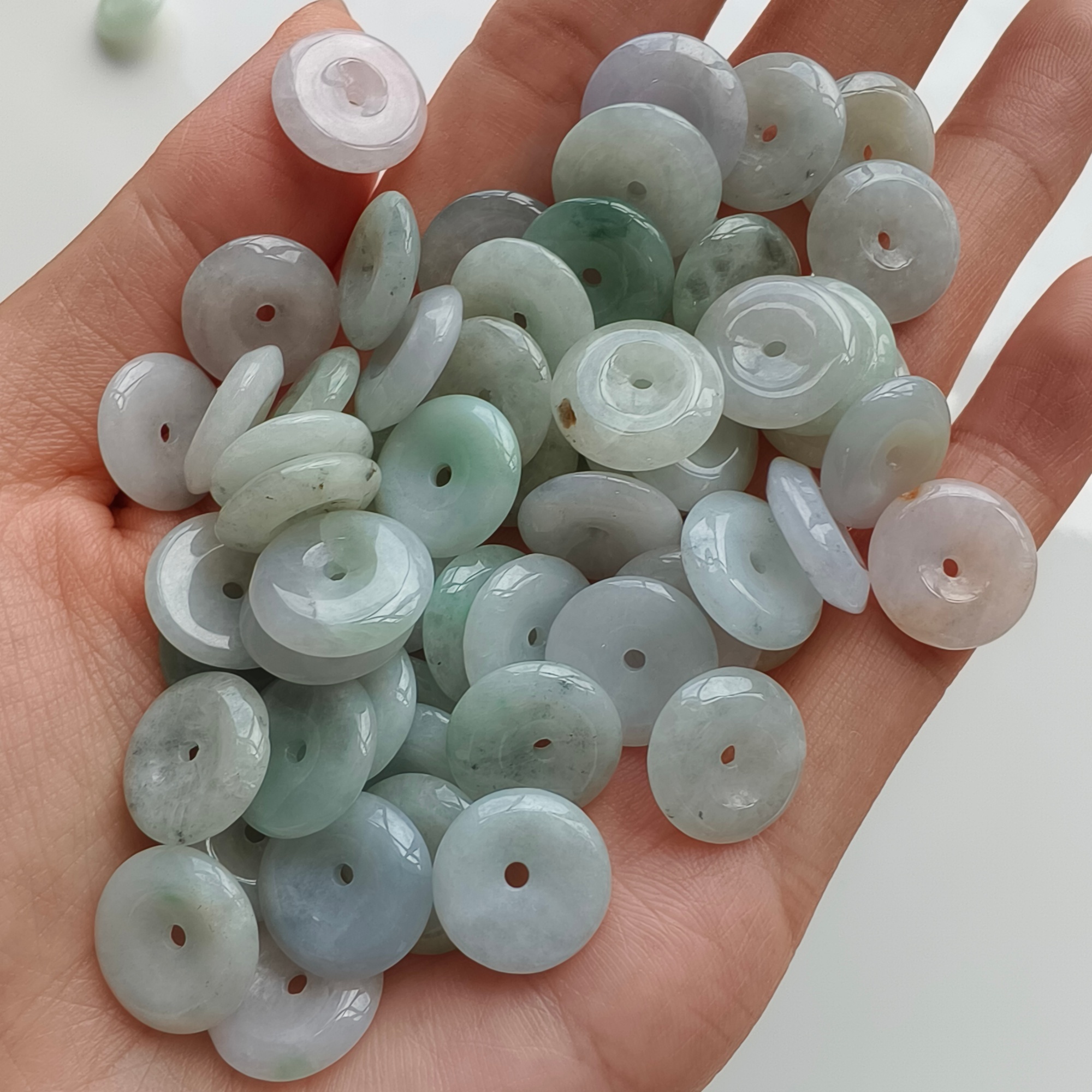 DDP 20pcs 12.5mm Natural Type A Untreated Icy Green White Burmese Jadeite Safety Buckle Beads