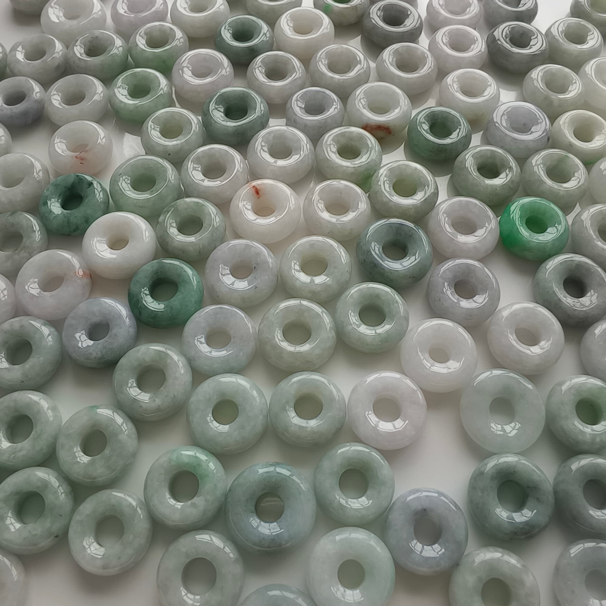 DDP 5pcs 12.5-13.5mm Natural Type A Untreated Black Chicken Species Green White Burmese Jadeite Donut And Ring Beads