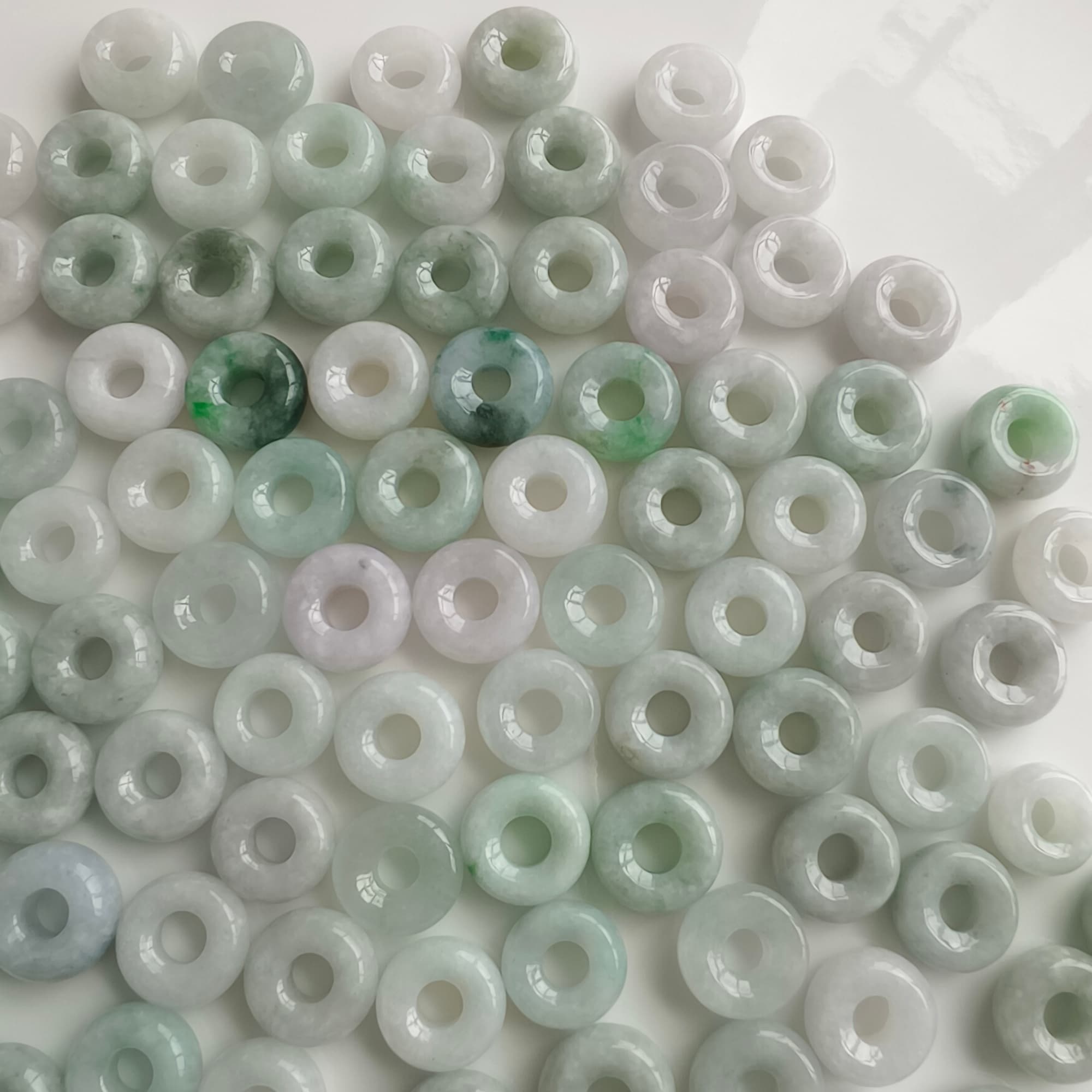DDP 5pcs 12.5-13.5mm Natural Type A Untreated Black Chicken Species Green White Burmese Jadeite Donut And Ring Beads