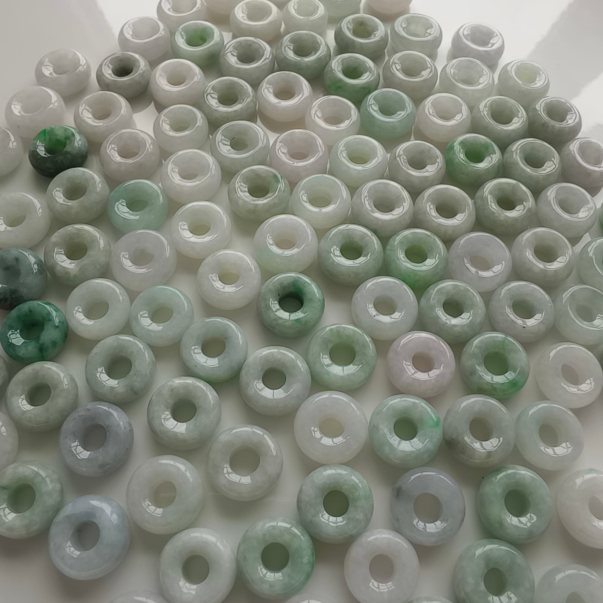 DDP 5pcs 12.5-13.5mm Natural Type A Untreated Black Chicken Species Green White Burmese Jadeite Donut And Ring Beads
