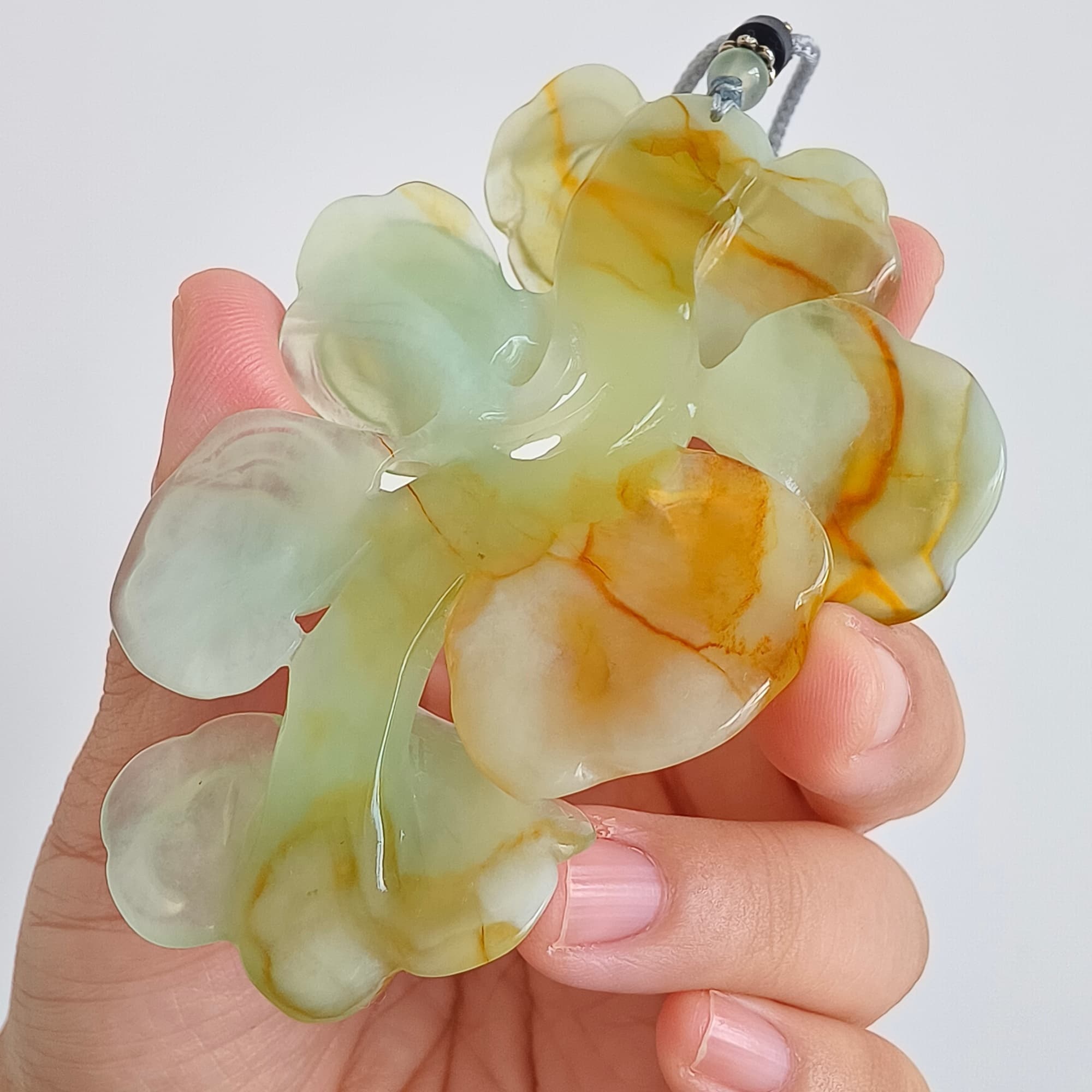 DDP 87.5mm Unique Certificated Untreated Natural Green Yellow Serpentine Jade Ganoderma Lucidum Pendant