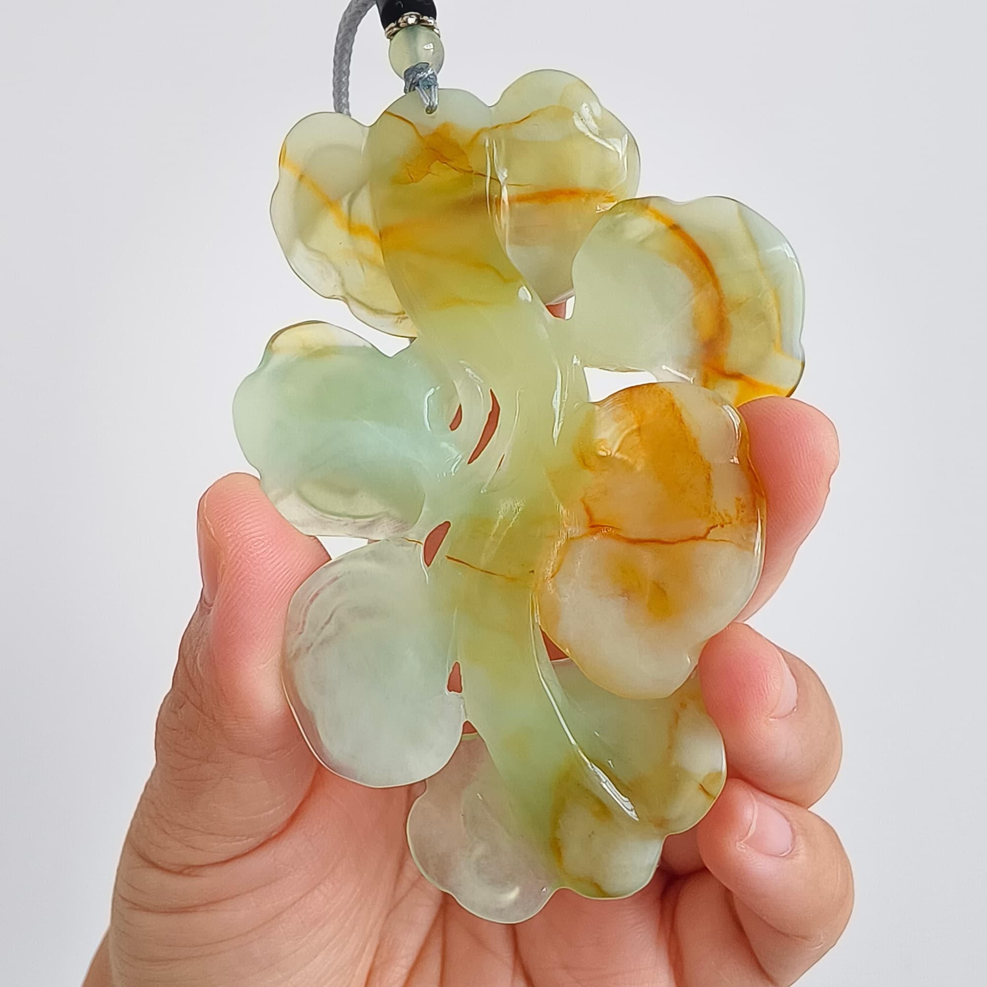 DDP 87.5mm Unique Certificated Untreated Natural Green Yellow Serpentine Jade Ganoderma Lucidum Pendant