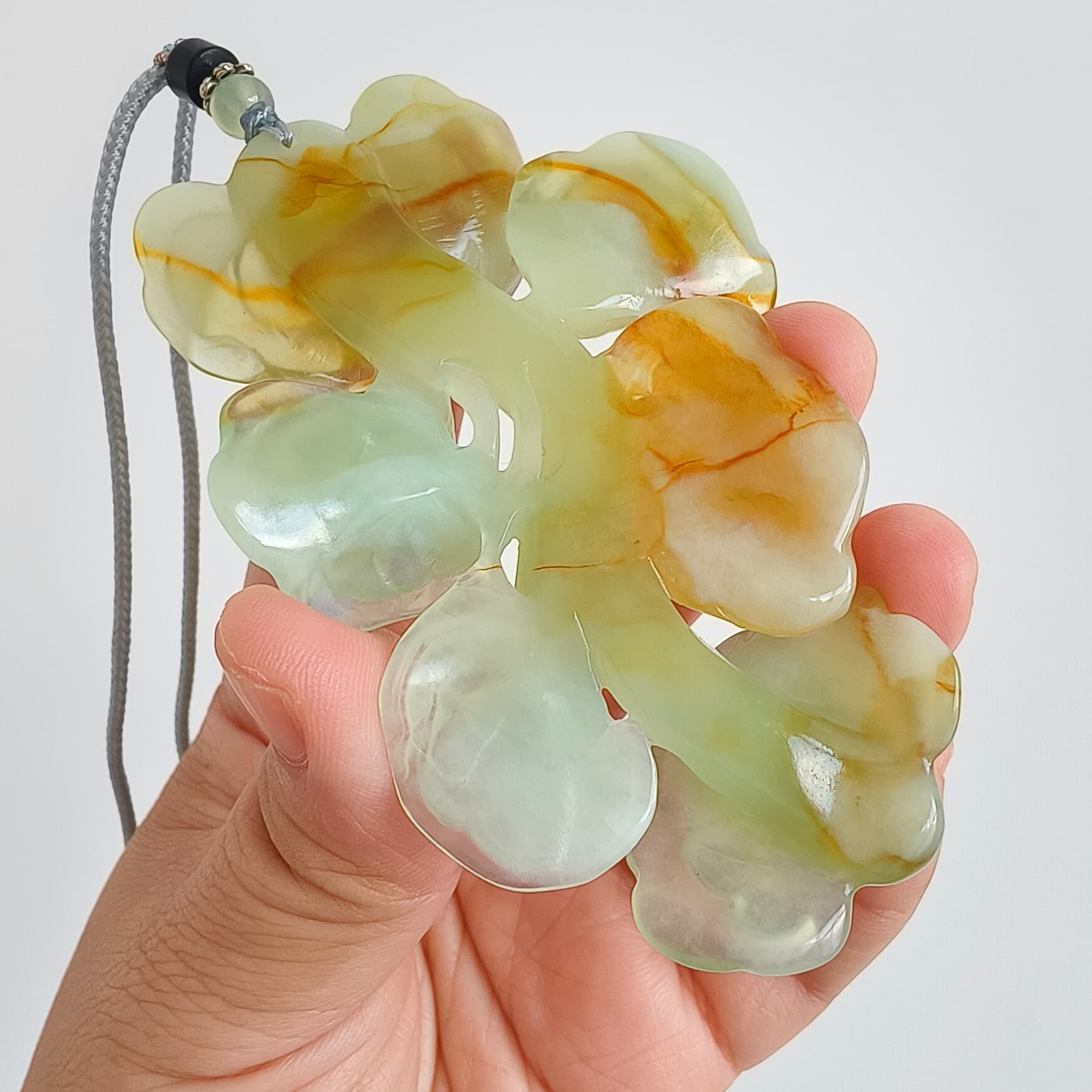 DDP 87.5mm Unique Certificated Untreated Natural Green Yellow Serpentine Jade Ganoderma Lucidum Pendant