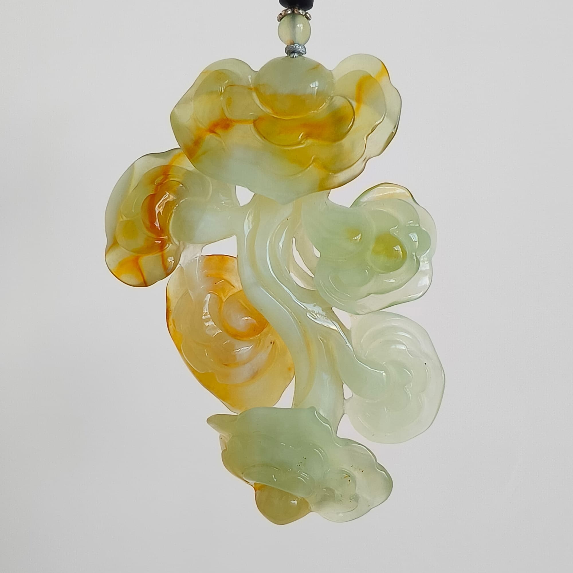 DDP 87.5mm Unique Certificated Untreated Natural Green Yellow Serpentine Jade Ganoderma Lucidum Pendant