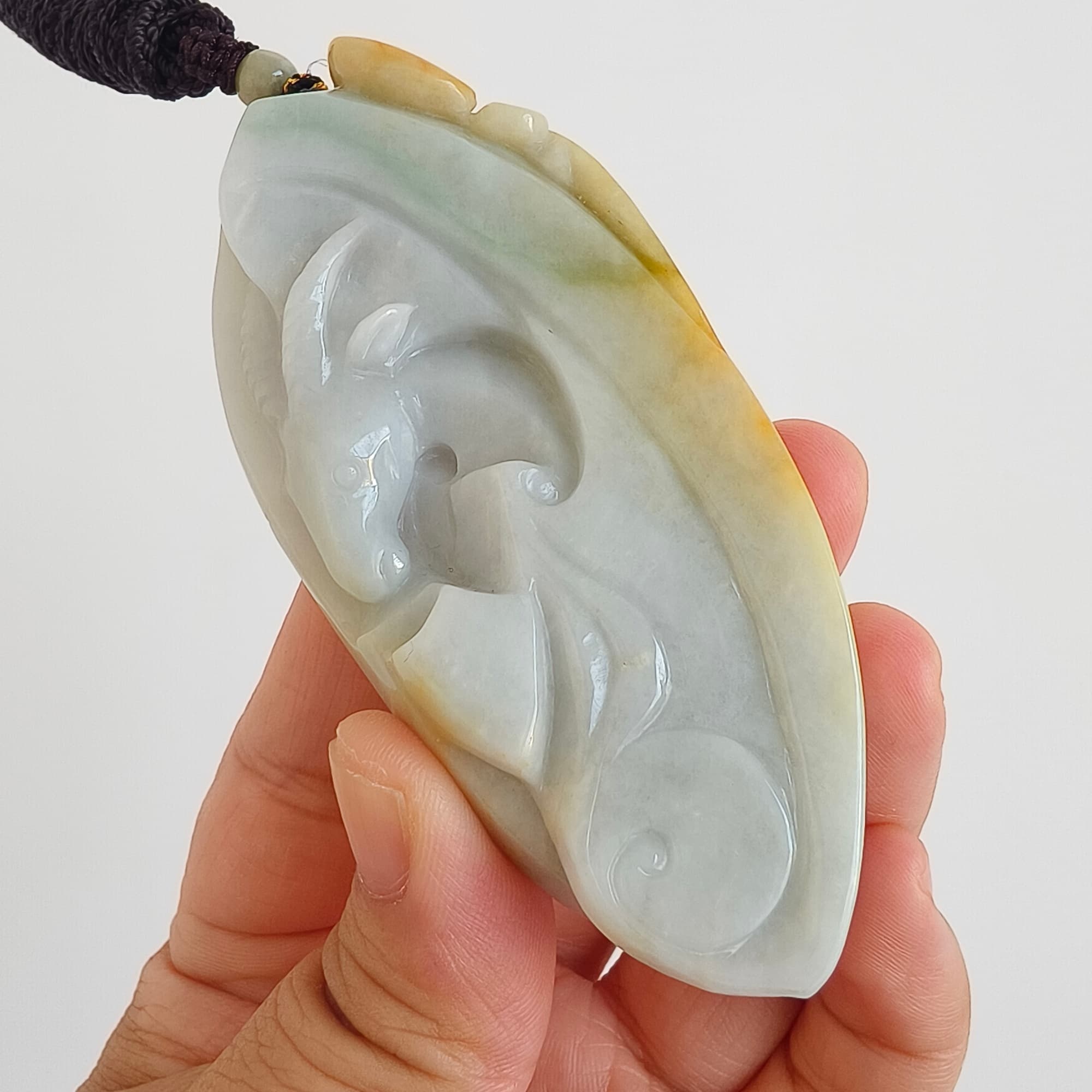 DDP 88mm Natural Certificated Yellow White Burmese Jadeite Irregular Pendant With Sheep Carved