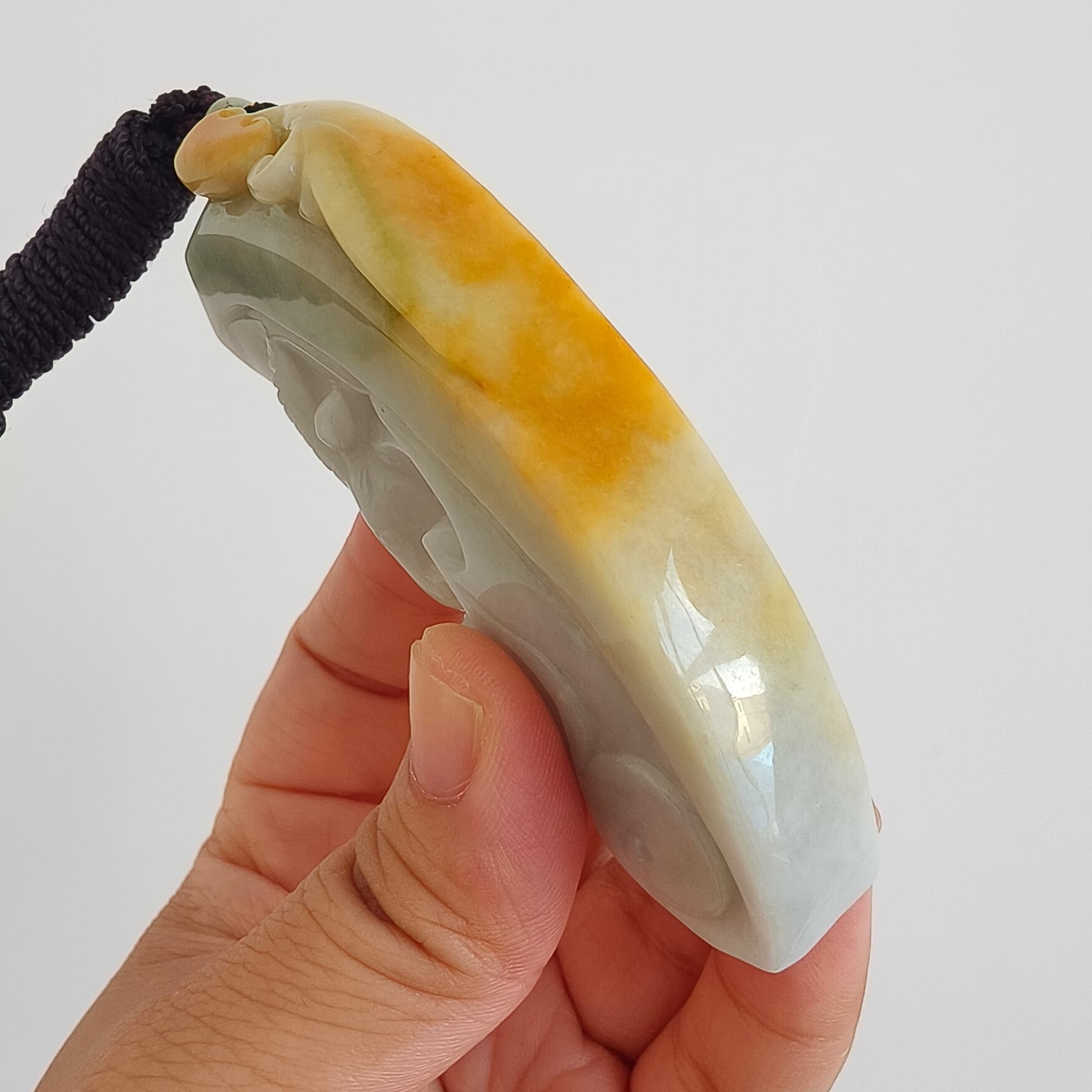 DDP 88mm Natural Certificated Yellow White Burmese Jadeite Irregular Pendant With Sheep Carved