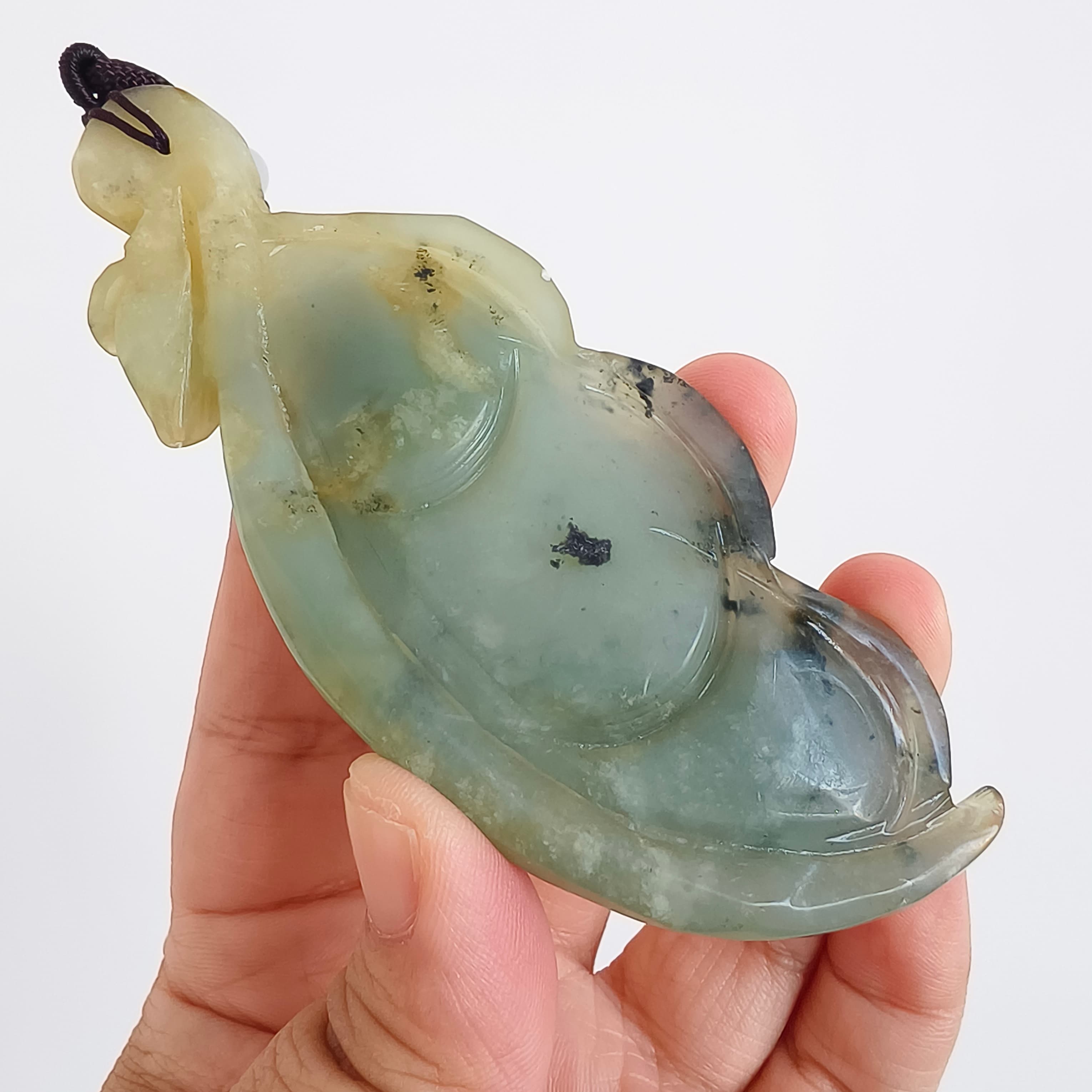 DDP 103mm Unique Certificated Untreated Natural Green Yellow Serpentine Jade Pea Pod Pendant