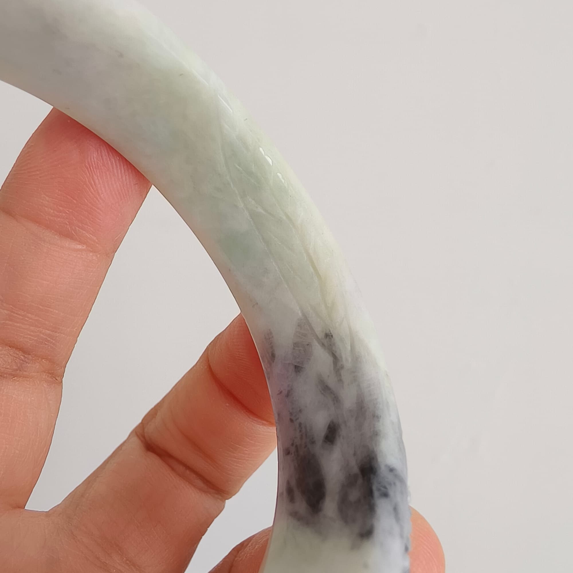 DDP 54.5mm Natural Type A Black Chicken Species Burmese Jadeite Round Band Bangle With Flower Carved