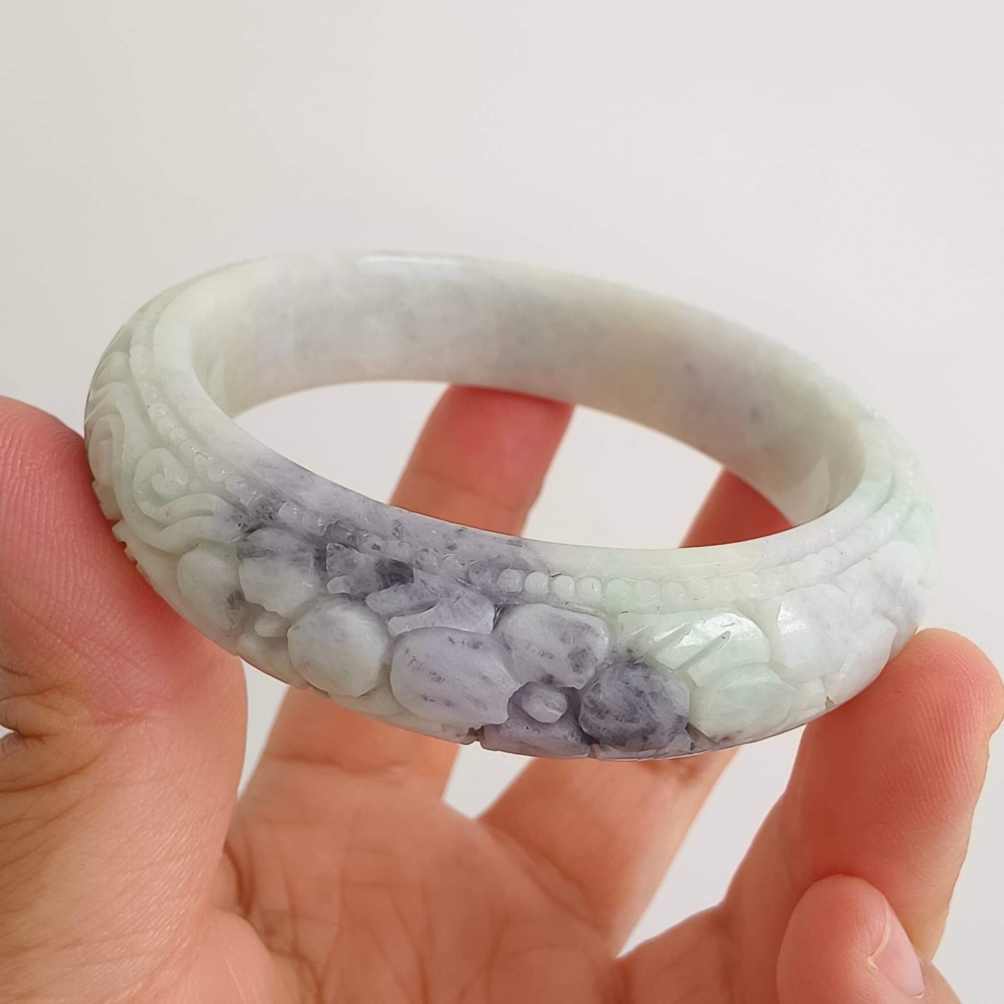 DDP 54.5mm Natural Type A Black Chicken Species Burmese Jadeite Round Band Bangle With Flower Carved
