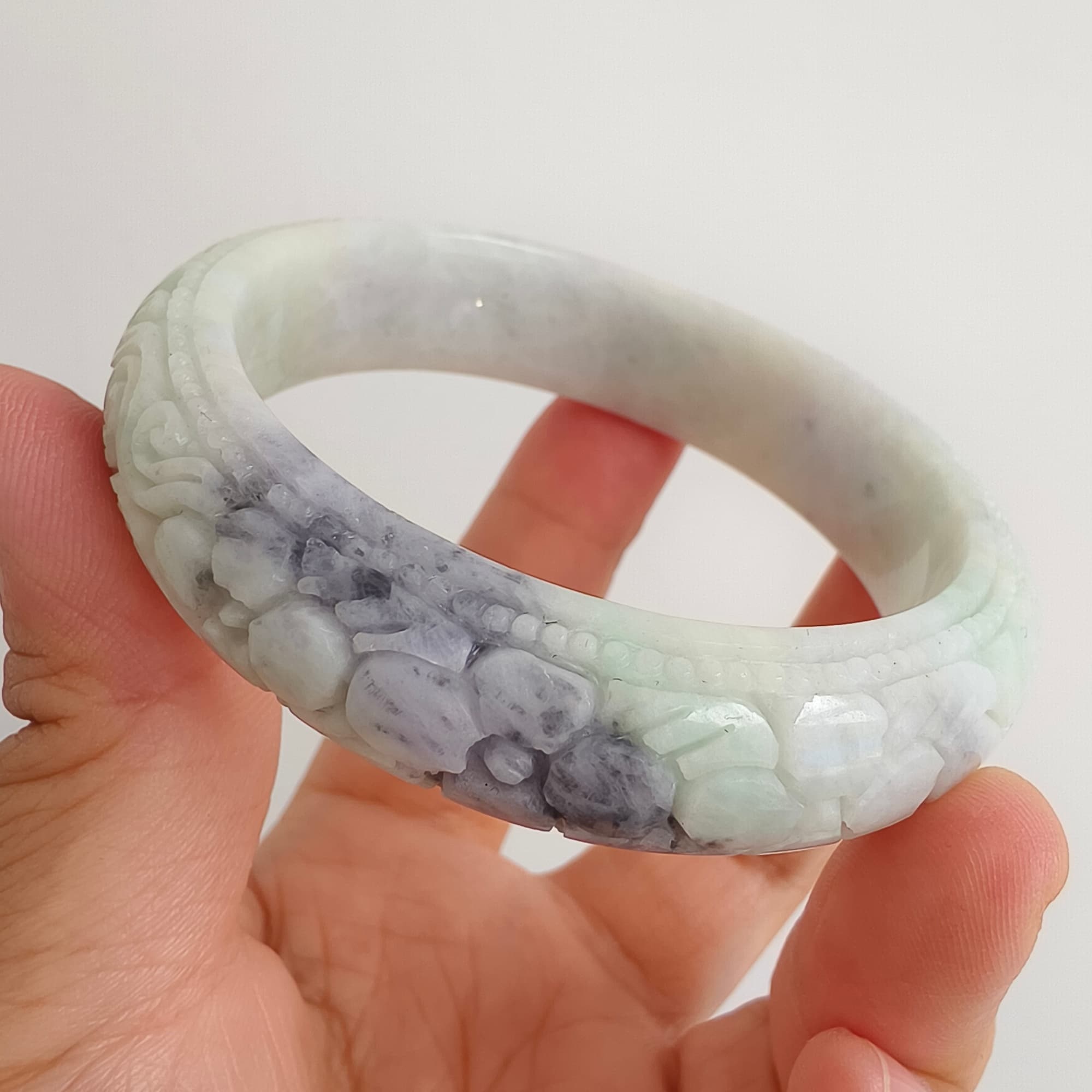 DDP 54.5mm Natural Type A Black Chicken Species Burmese Jadeite Round Band Bangle With Flower Carved