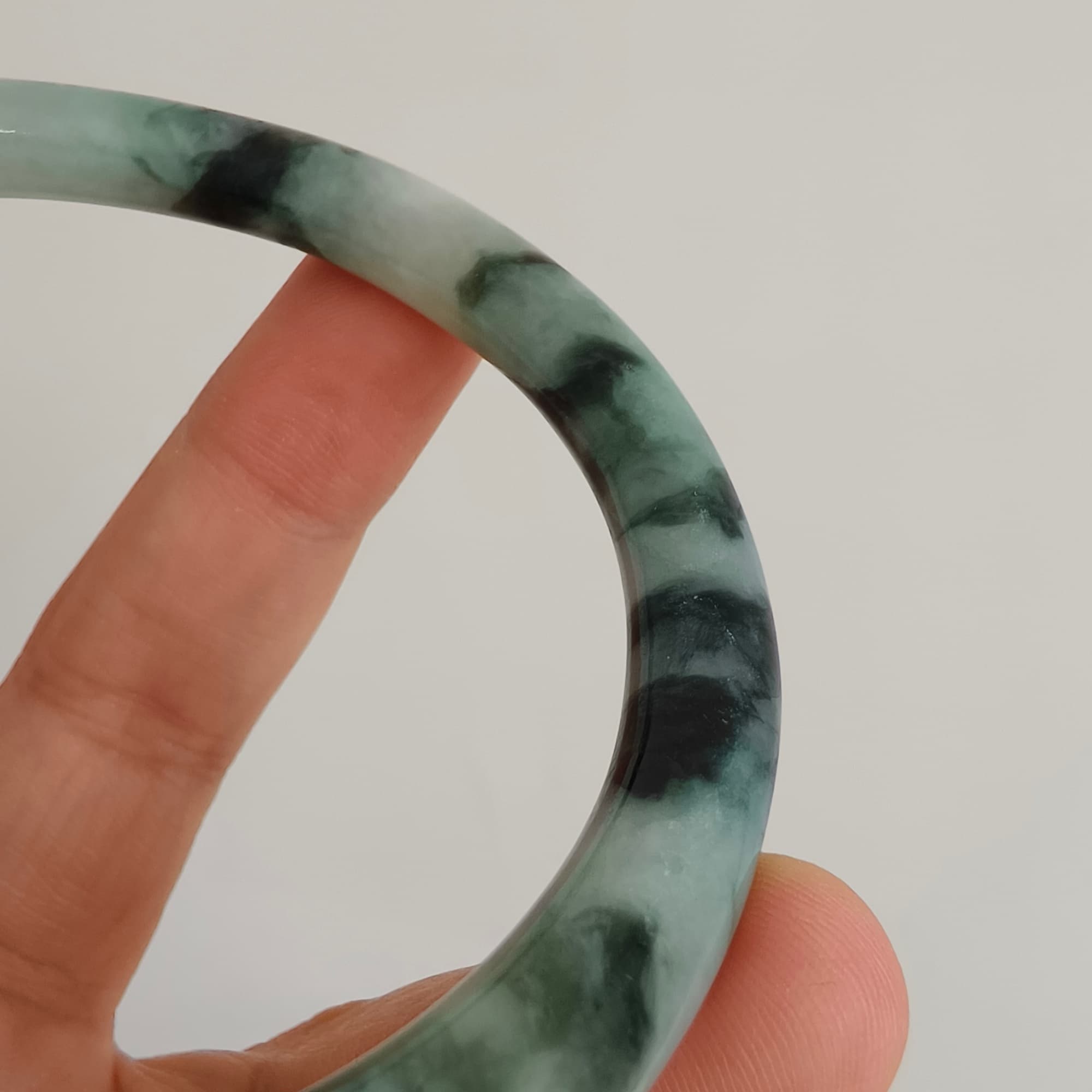 DDP 60mm Natural Type A Certificated Green White Moss In Snow Burmese Jadeite Round Band Bangle