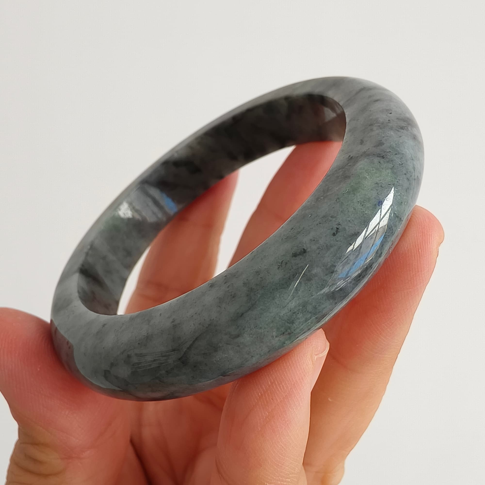 55.5mm Natural Type A Black Chicken Species Burmese Jadeite Round Band Bangle