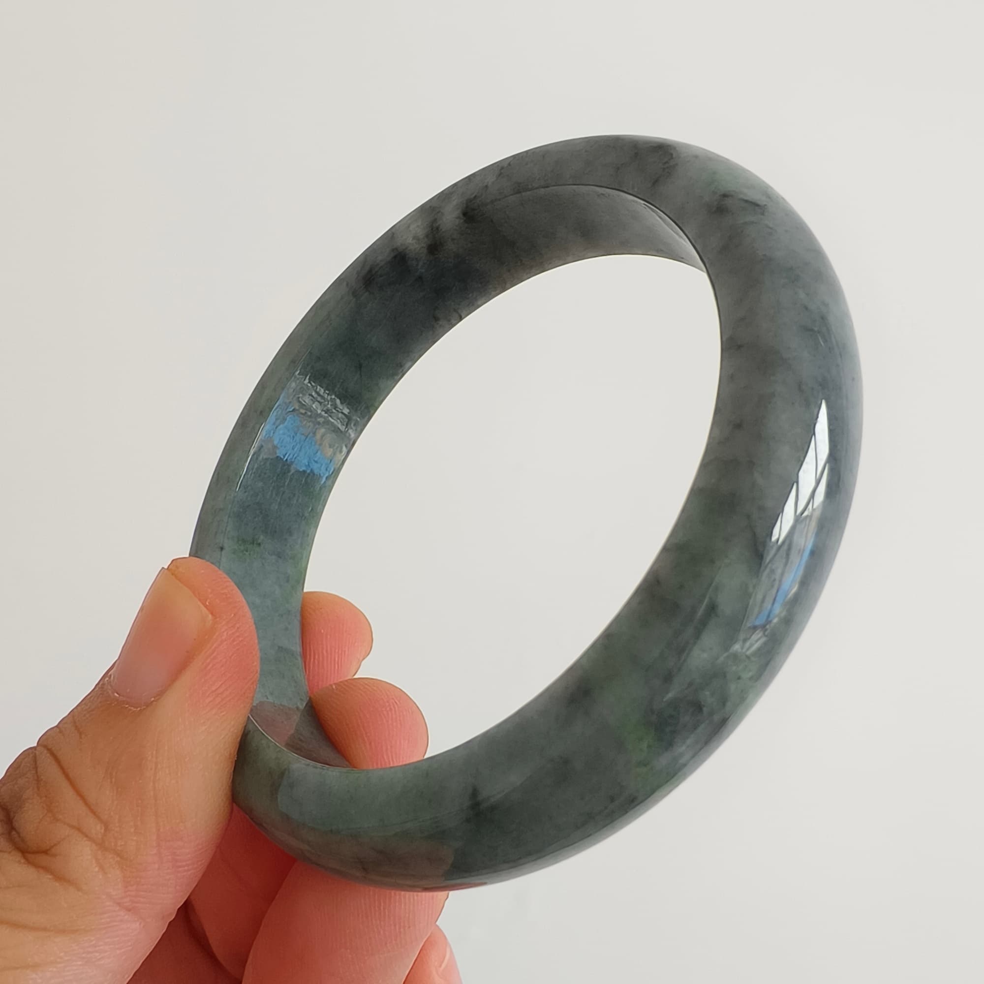 DDP 57.5mm Natural Type A Black Chicken Species Burmese Jadeite Round Band Bangle