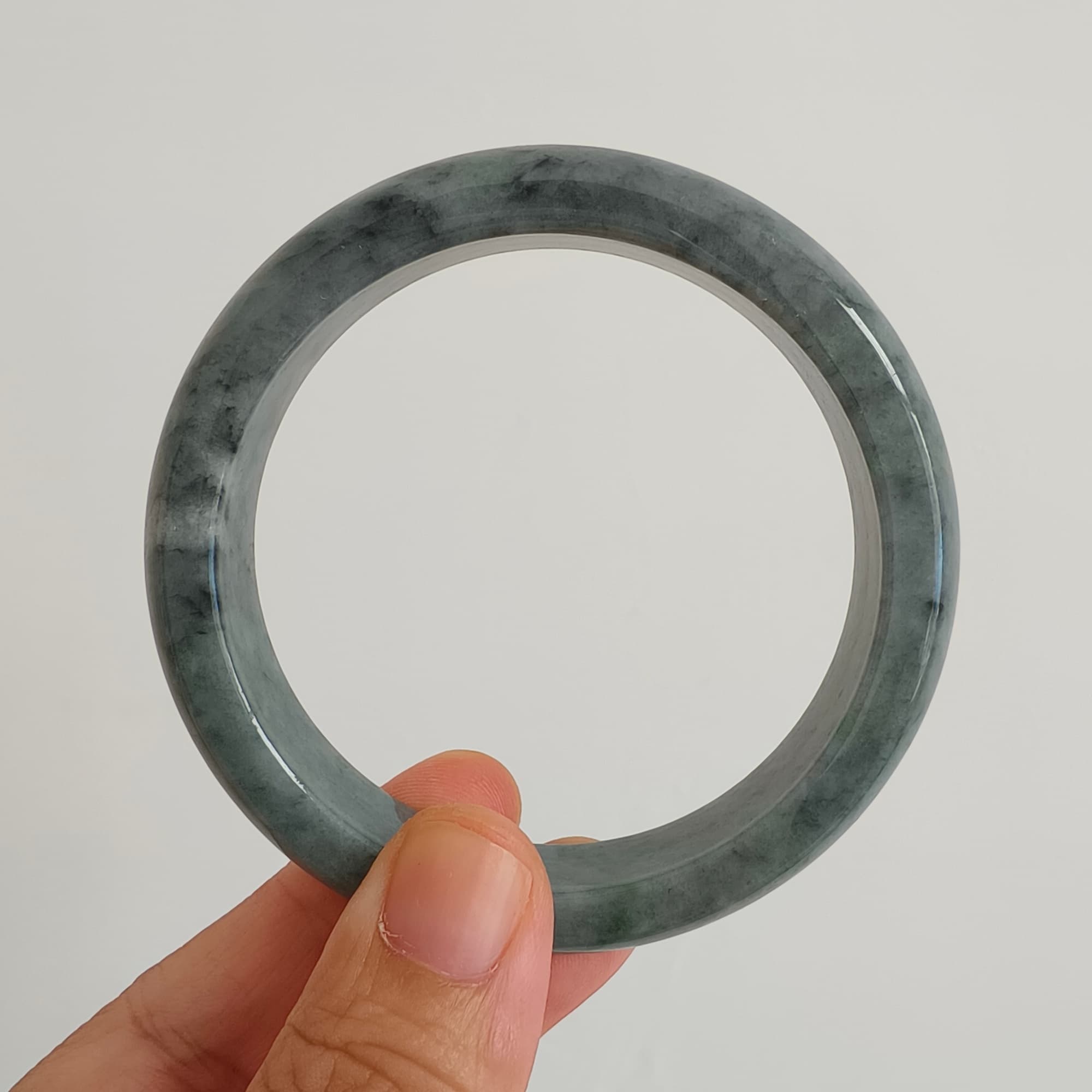 DDP 57.5mm Natural Type A Black Chicken Species Burmese Jadeite Round Band Bangle