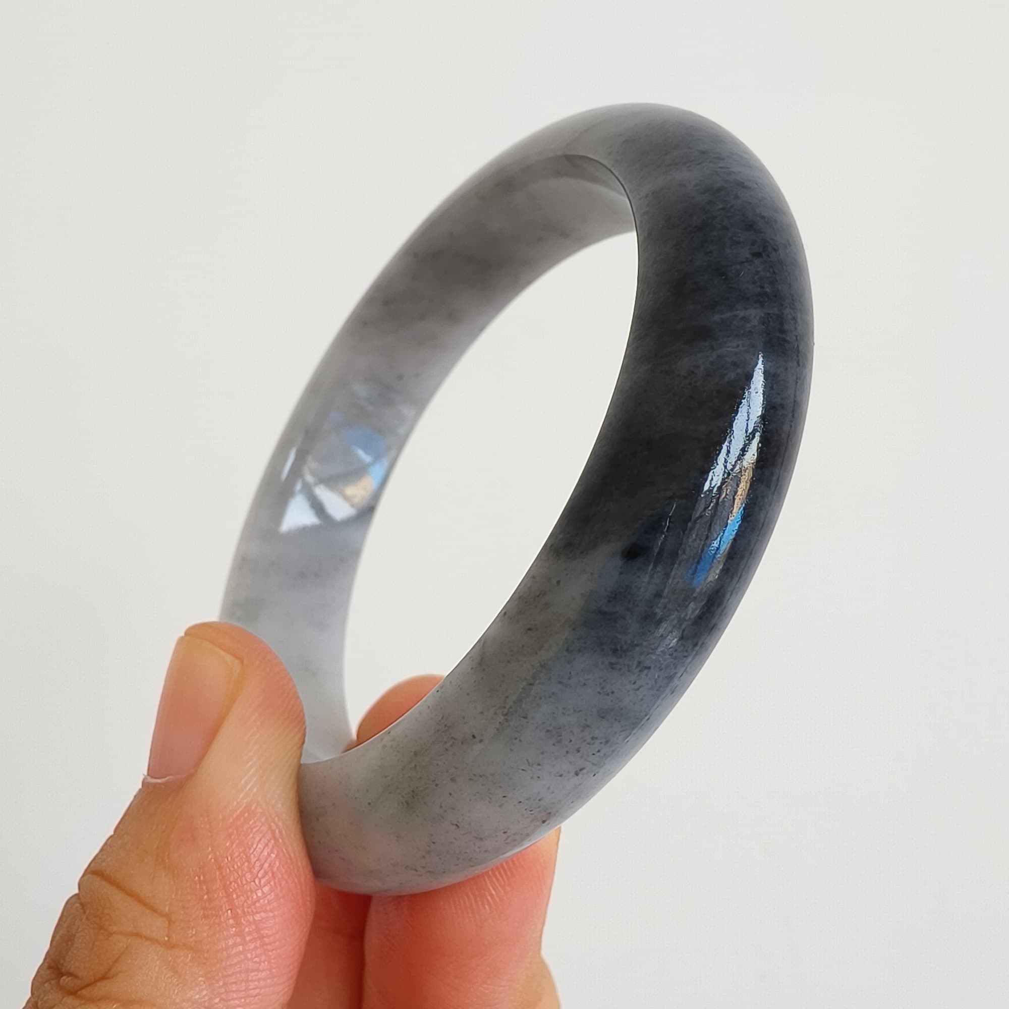 DDP 56.5mm Natural Type A Black Chicken Species Burmese Jadeite Round Band Bangle