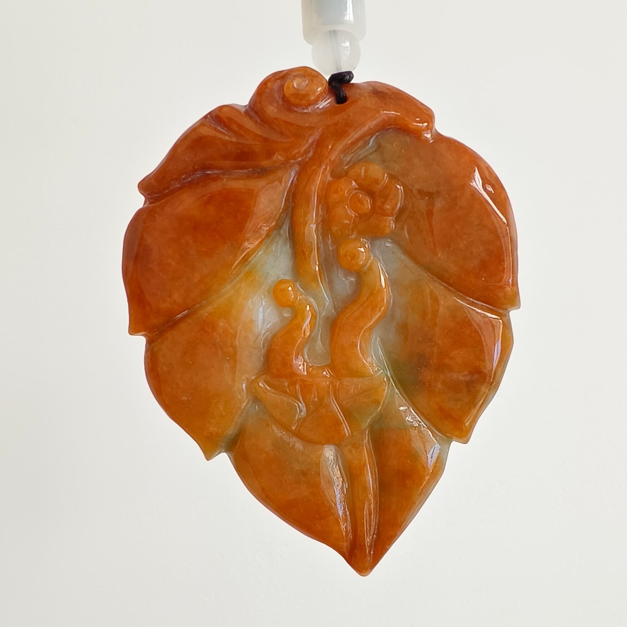 DDP 65.5mm Natural Certificated Red Burmese Jadeite Leaf Pendant With 悟道 Carved