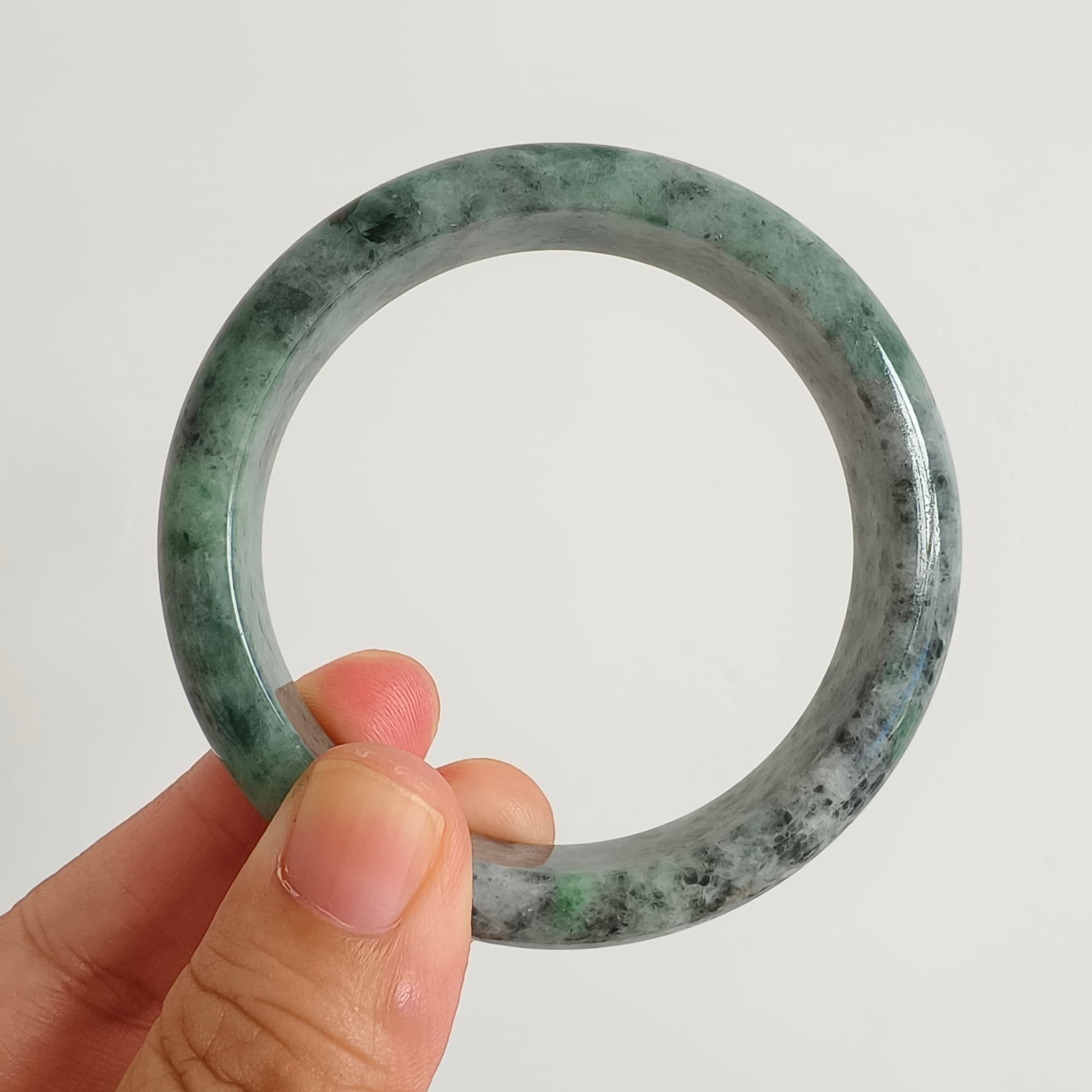 DDP 56.5mm Natural Type A Black Chicken Species Burmese Jadeite Round Band Bangle