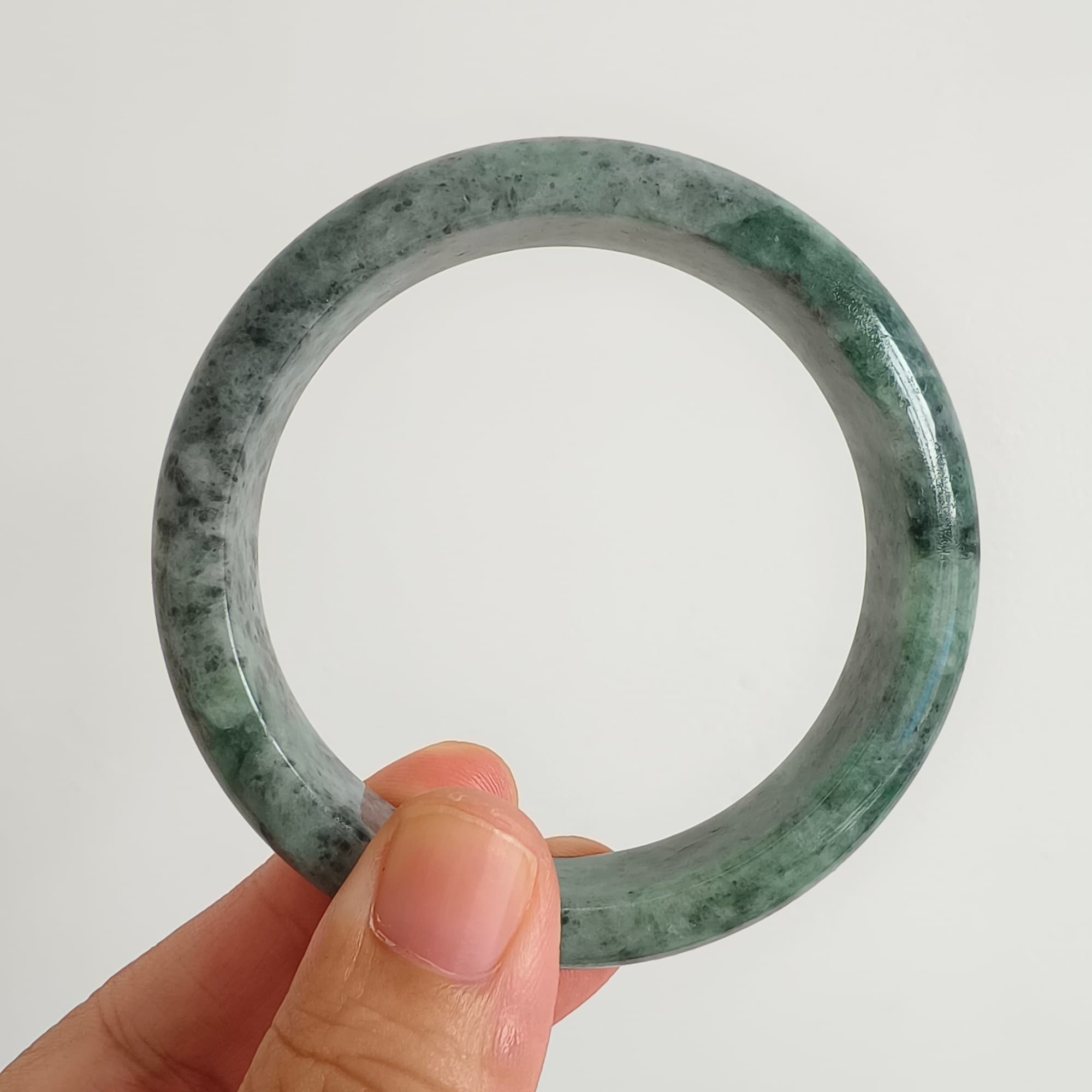 DDP 56.5mm Natural Type A Black Chicken Species Burmese Jadeite Round Band Bangle