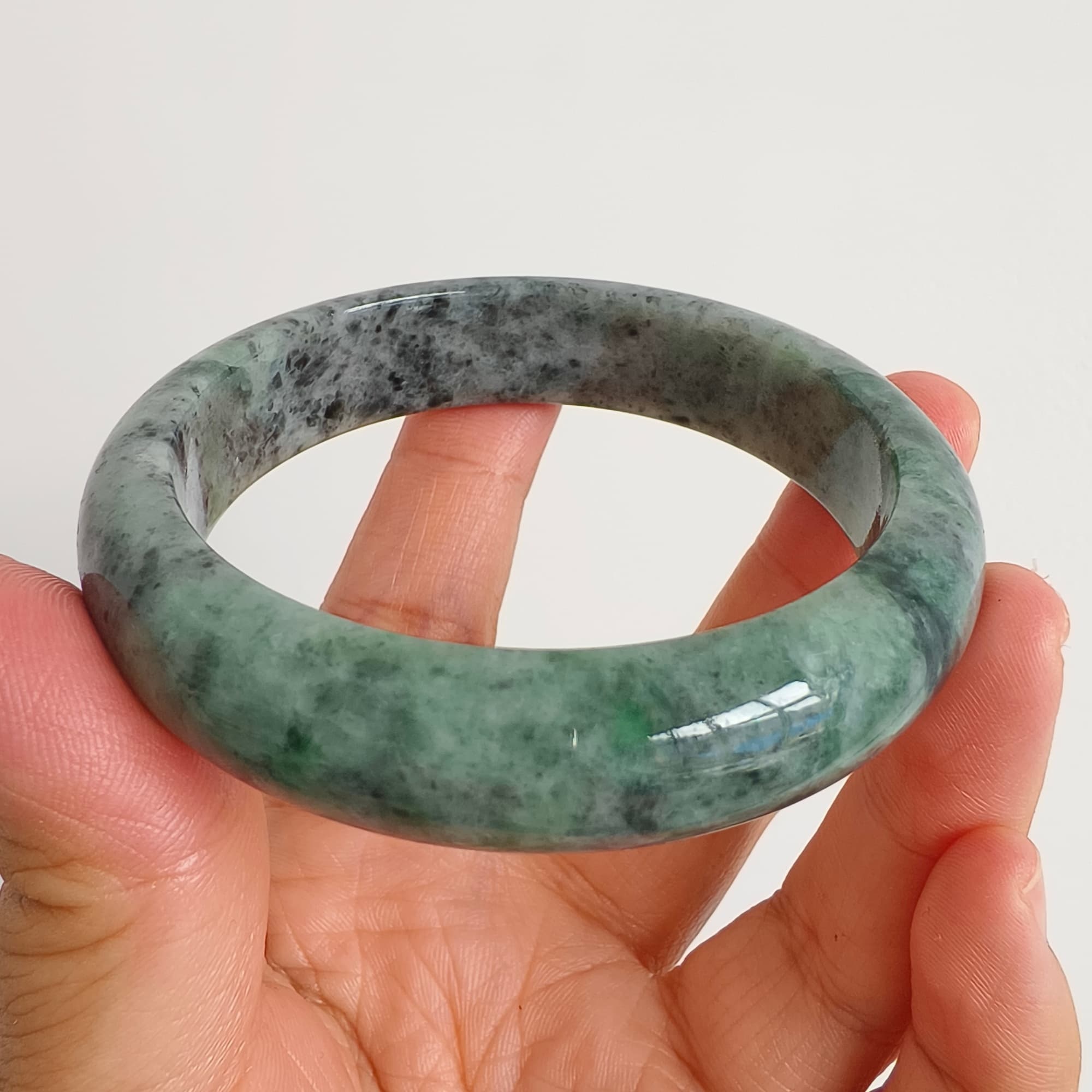 DDP 56.5mm Natural Type A Black Chicken Species Burmese Jadeite Round Band Bangle