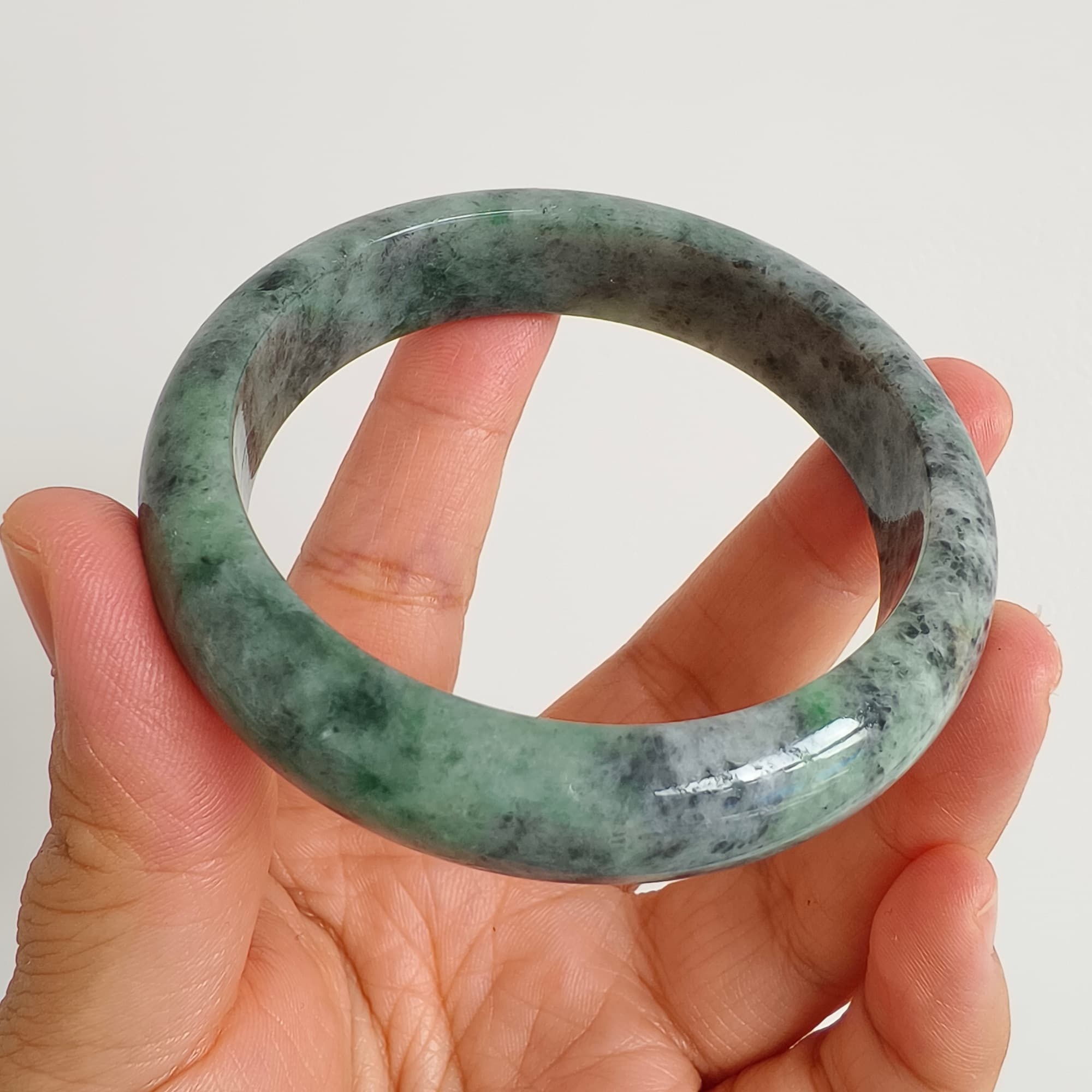 DDP 56.5mm Natural Type A Black Chicken Species Burmese Jadeite Round Band Bangle