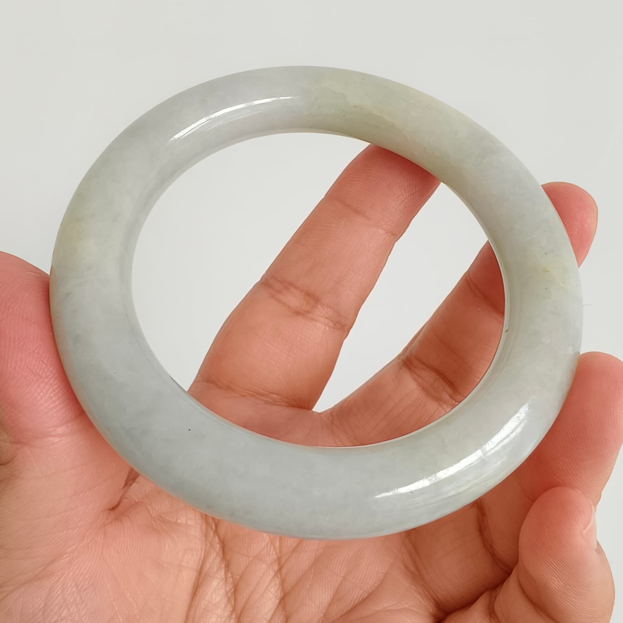 DDP 54.5mm Natural Light Green Yellow Burmese Jadeite Round Band Bangle