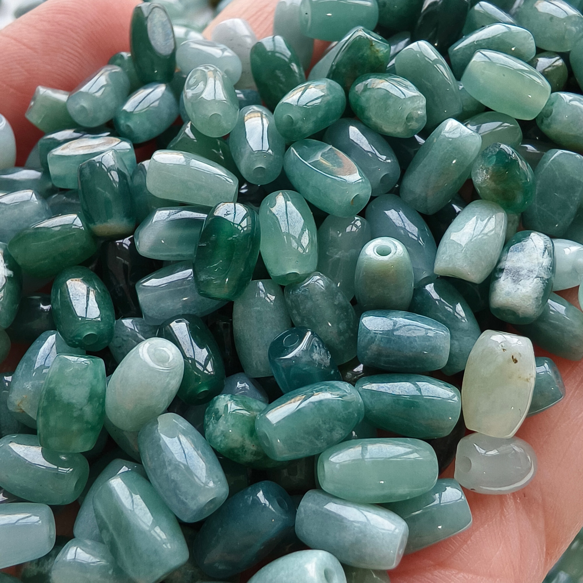DDP 50pcs 8.5-10mm Natural Type A Blue Guatemalan Jadeite Oval Barrel Beads