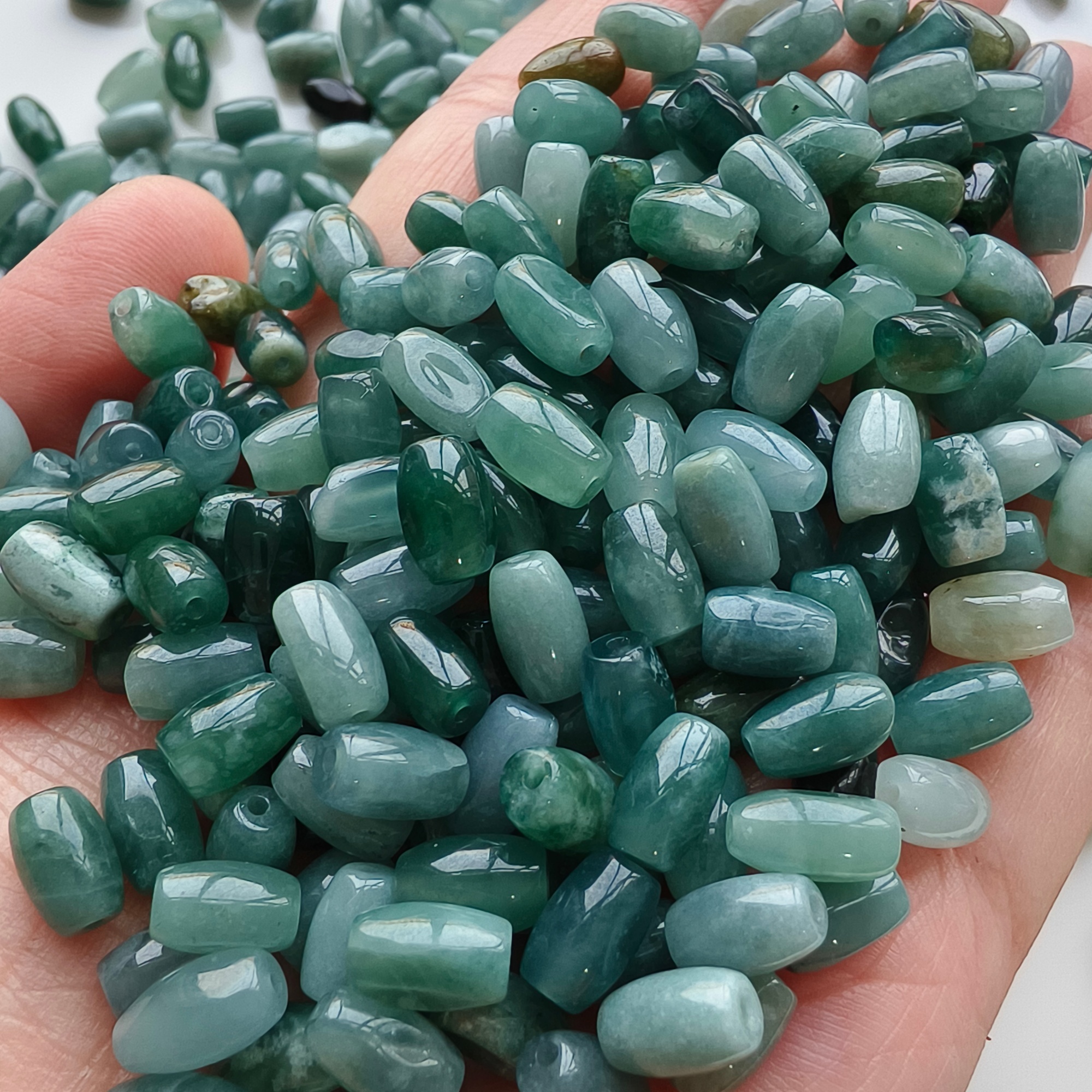 DDP 50pcs 8.5-10mm Natural Type A Blue Guatemalan Jadeite Oval Barrel Beads