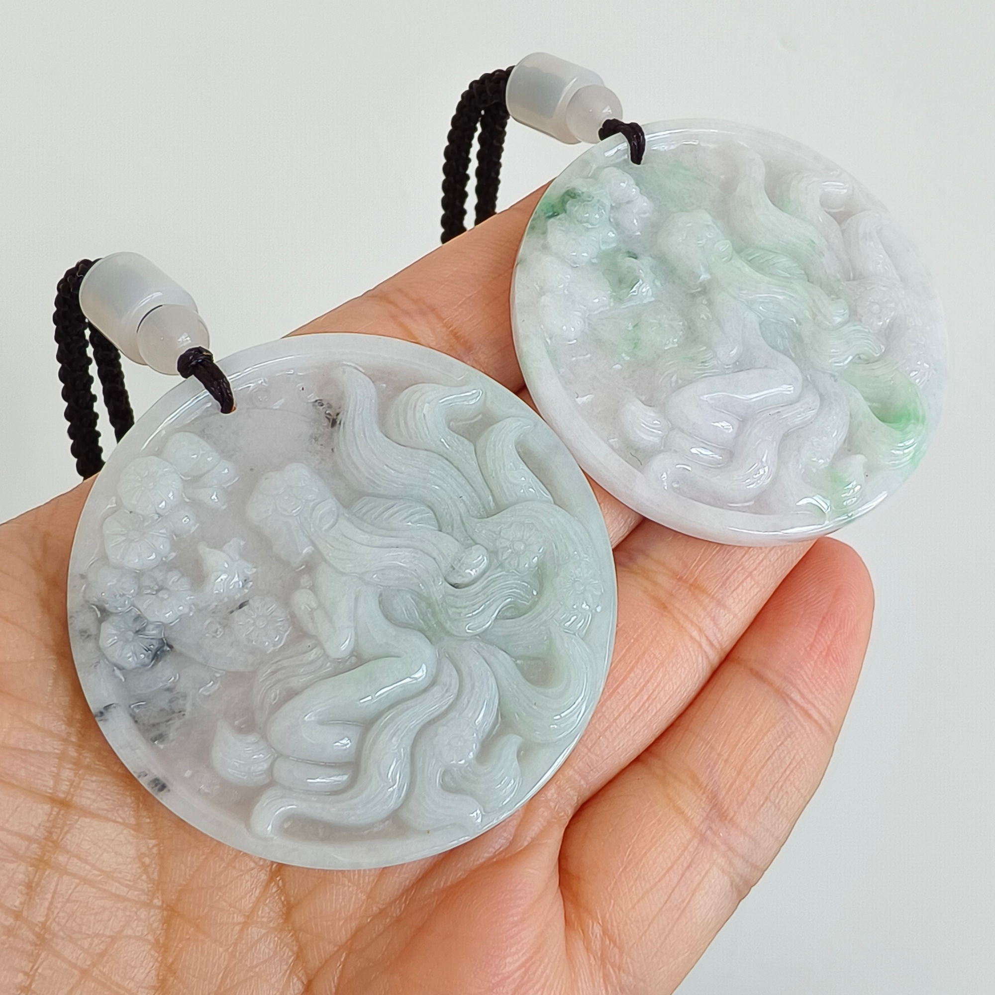 DDP 46mm Natural Type A Untreated Green White Burmese Jadeite Round Pendant With Nine Tailed Fox Carved