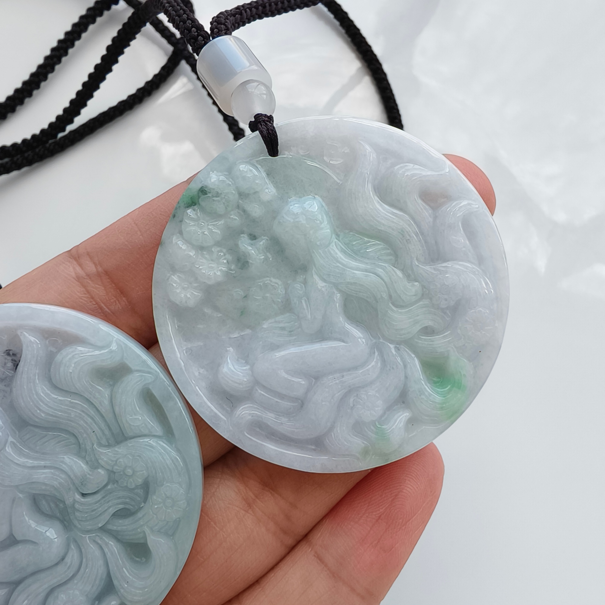 DDP 46mm Natural Type A Untreated Green White Burmese Jadeite Round Pendant With Nine Tailed Fox Carved