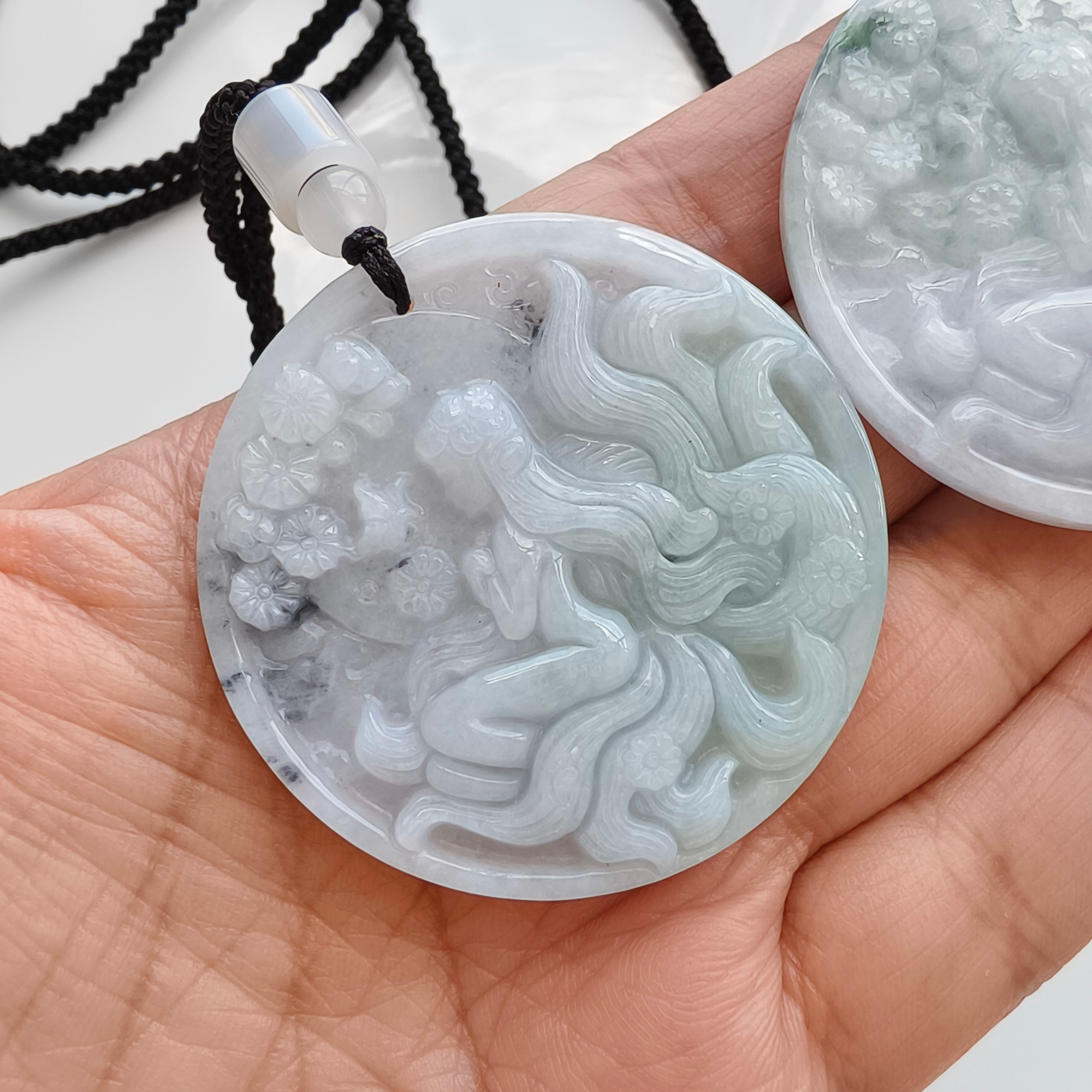 DDP 46mm Natural Type A Untreated Green White Burmese Jadeite Round Pendant With Nine Tailed Fox Carved