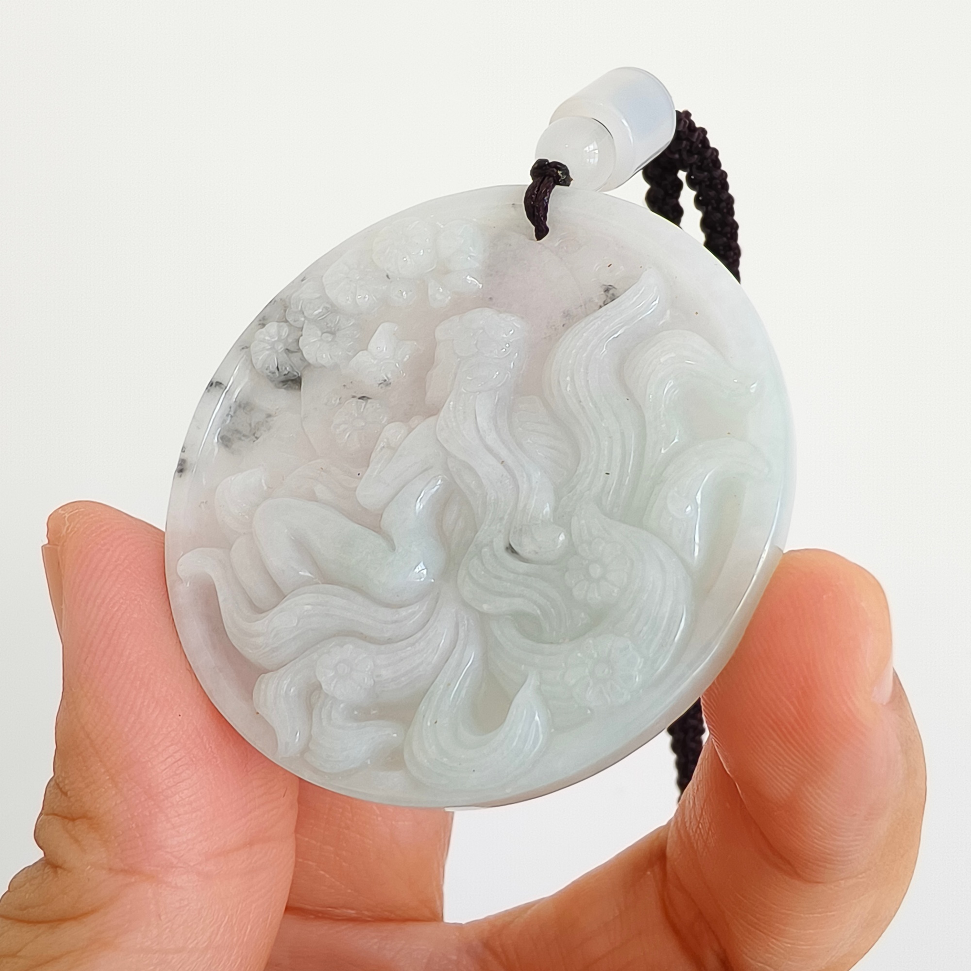 DDP 46mm Natural Type A Untreated Green White Burmese Jadeite Round Pendant With Nine Tailed Fox Carved