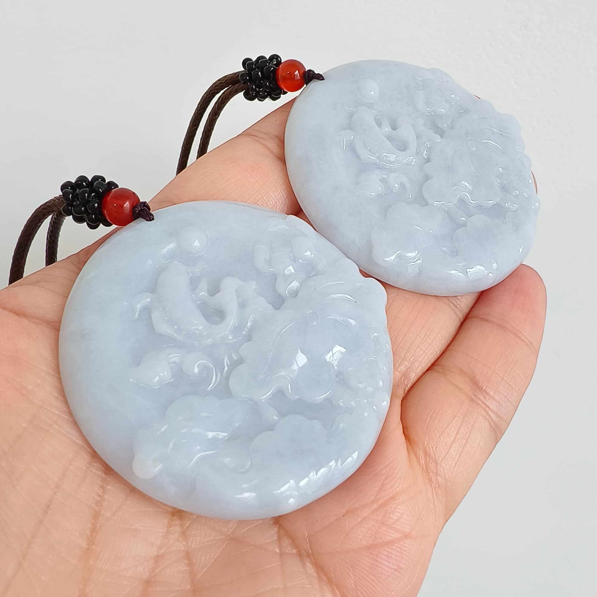 DDP 50mm Natural Type A  Certificated Untreated Light Lavender Burmese Jadeite Round Pendant With Flower And Fish Carved