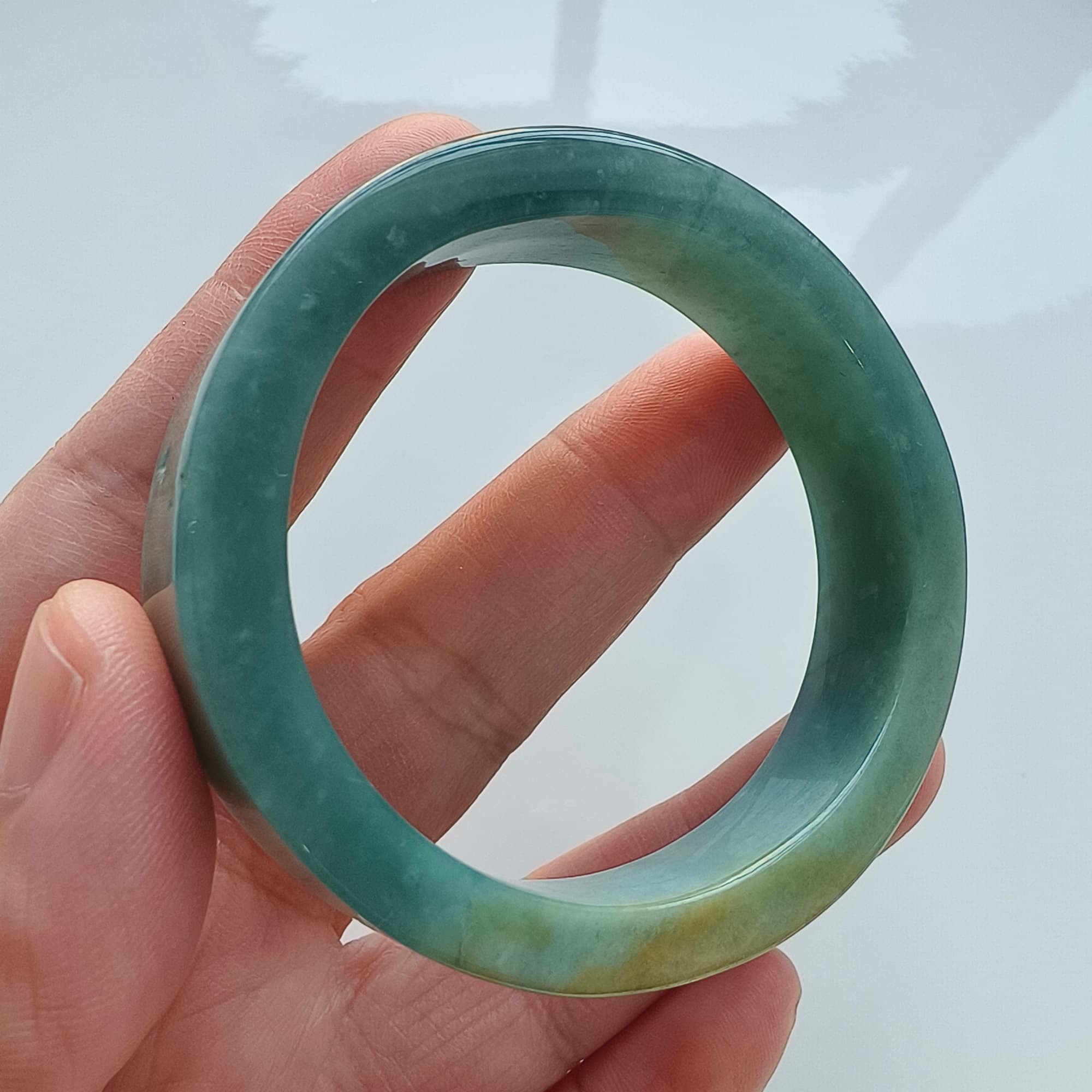 DDP 48.5X53mm Natural Type A Blue Yellow Guatemalan Jadeite Round Band Bangle